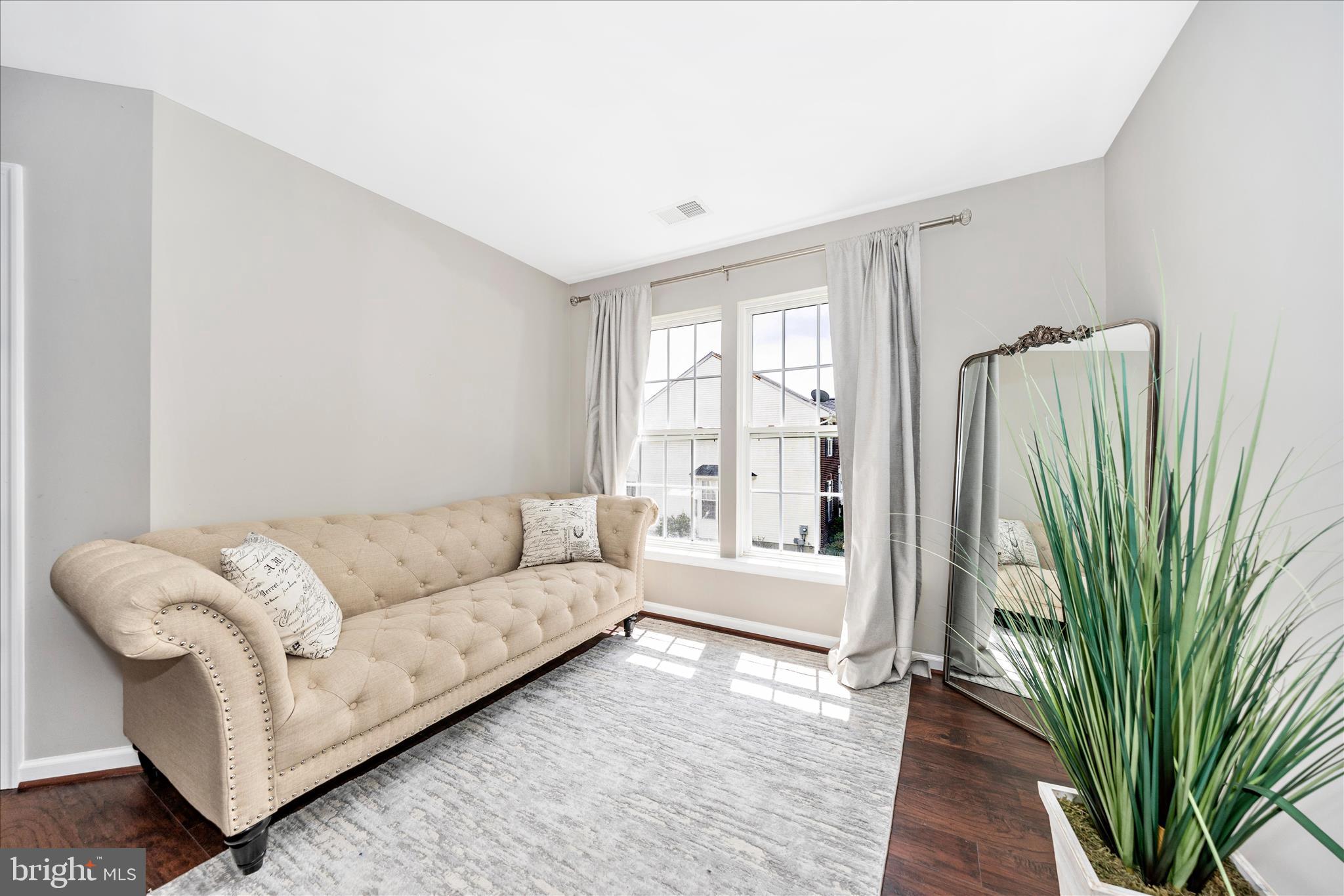 WELLINGTON TRACE - Residential