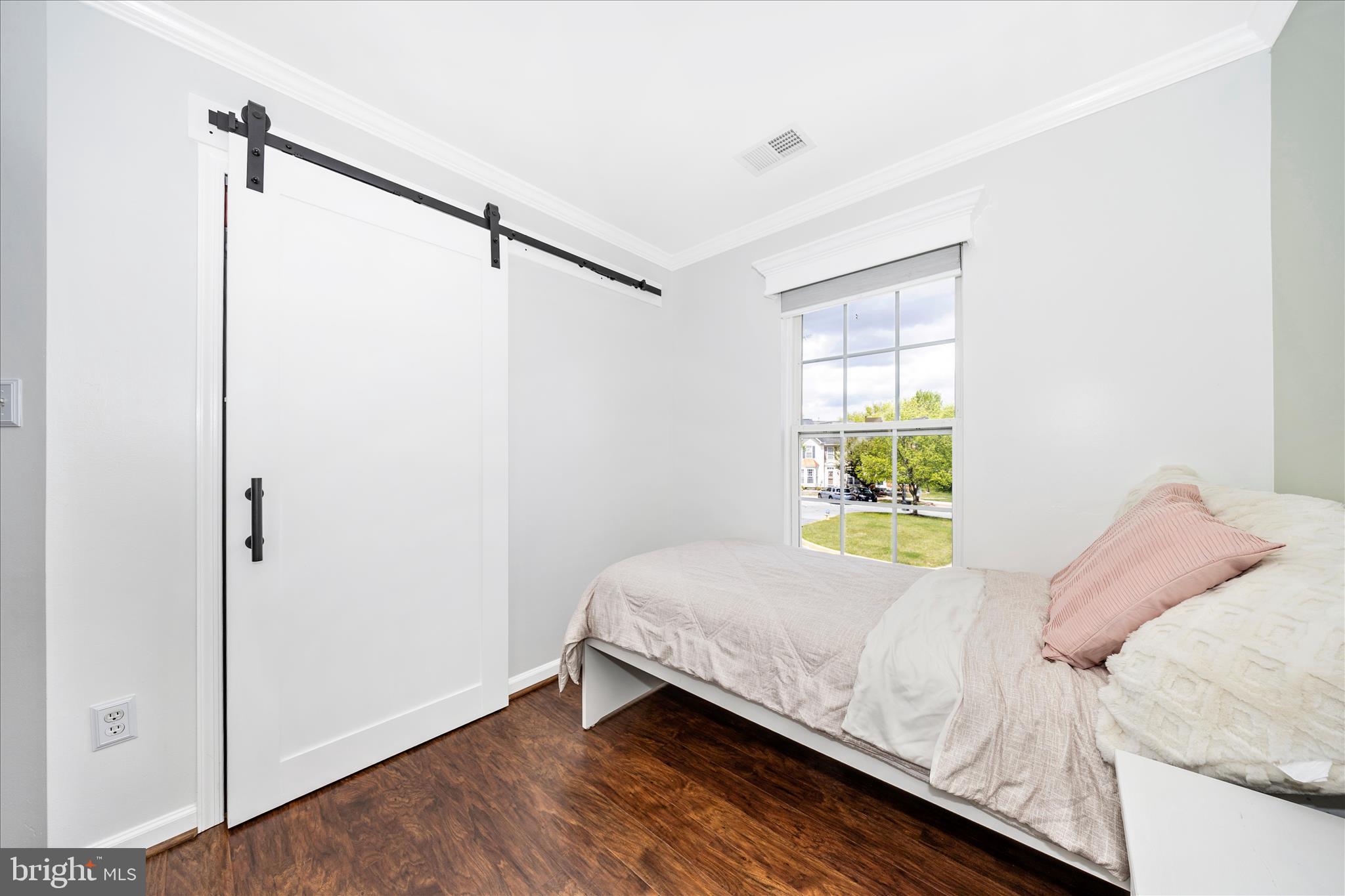 WELLINGTON TRACE - Residential