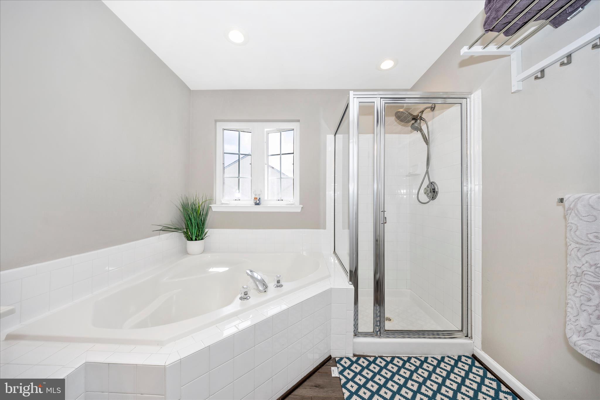 WELLINGTON TRACE - Residential