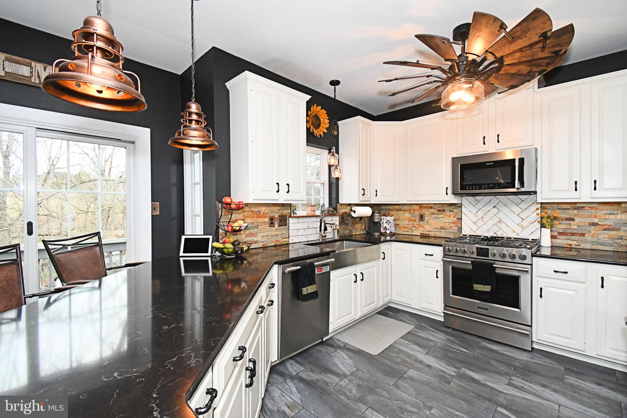 COVERED BRIDGE EST - Residential