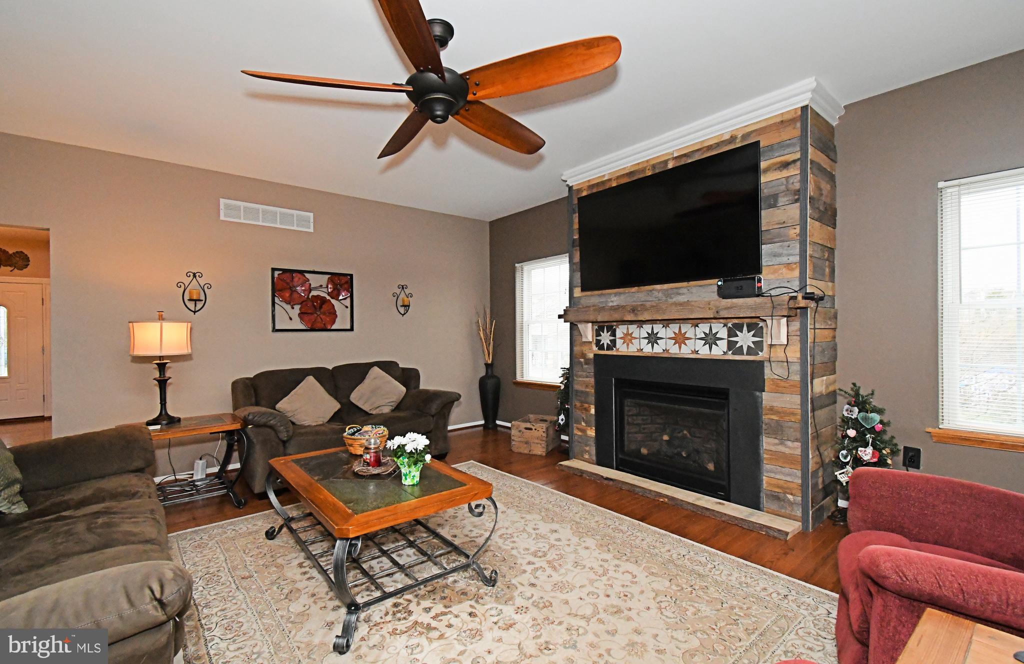 COVERED BRIDGE EST - Residential