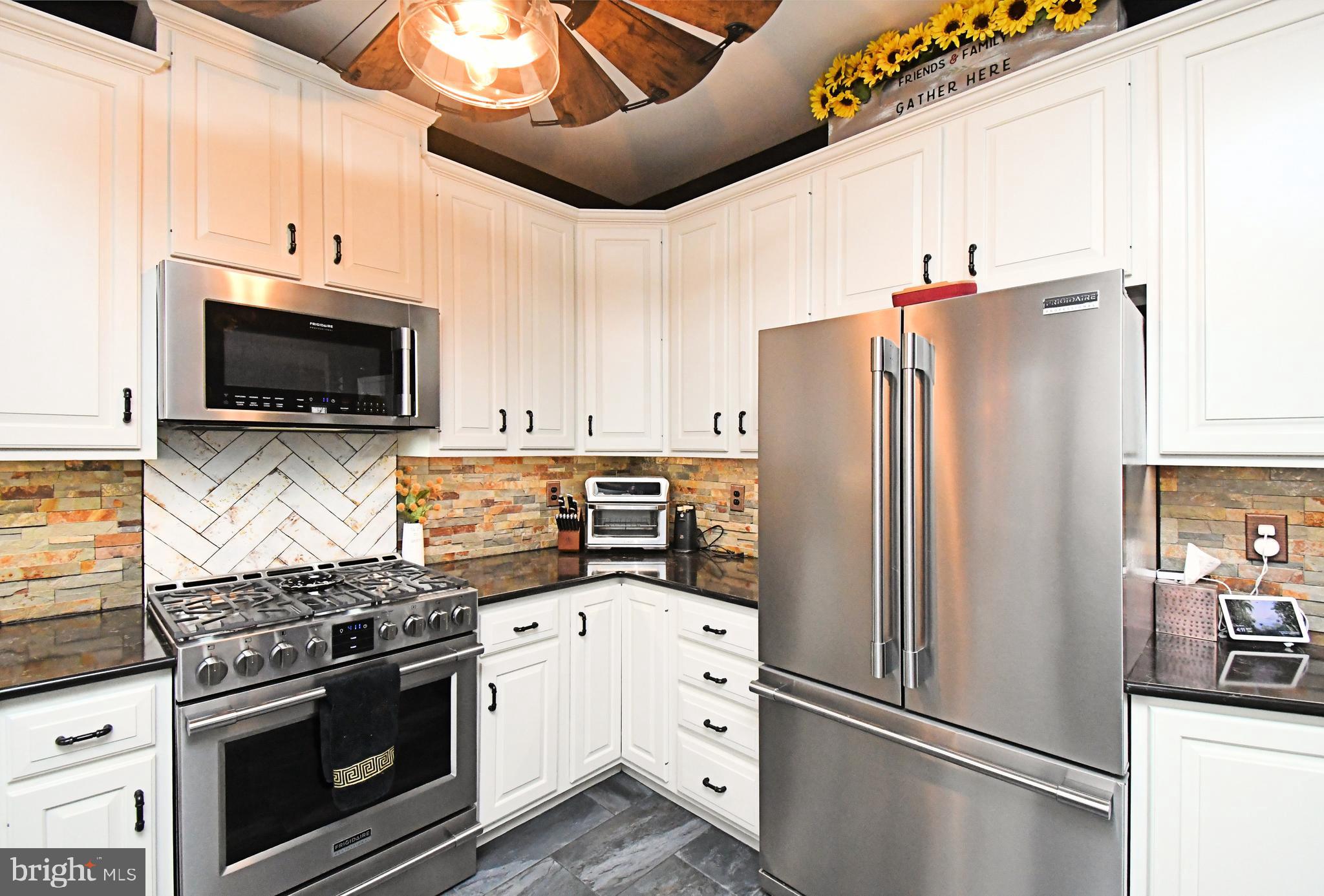 COVERED BRIDGE EST - Residential