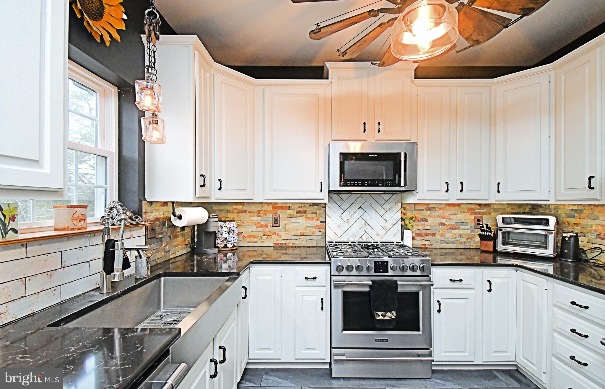 COVERED BRIDGE EST - Residential