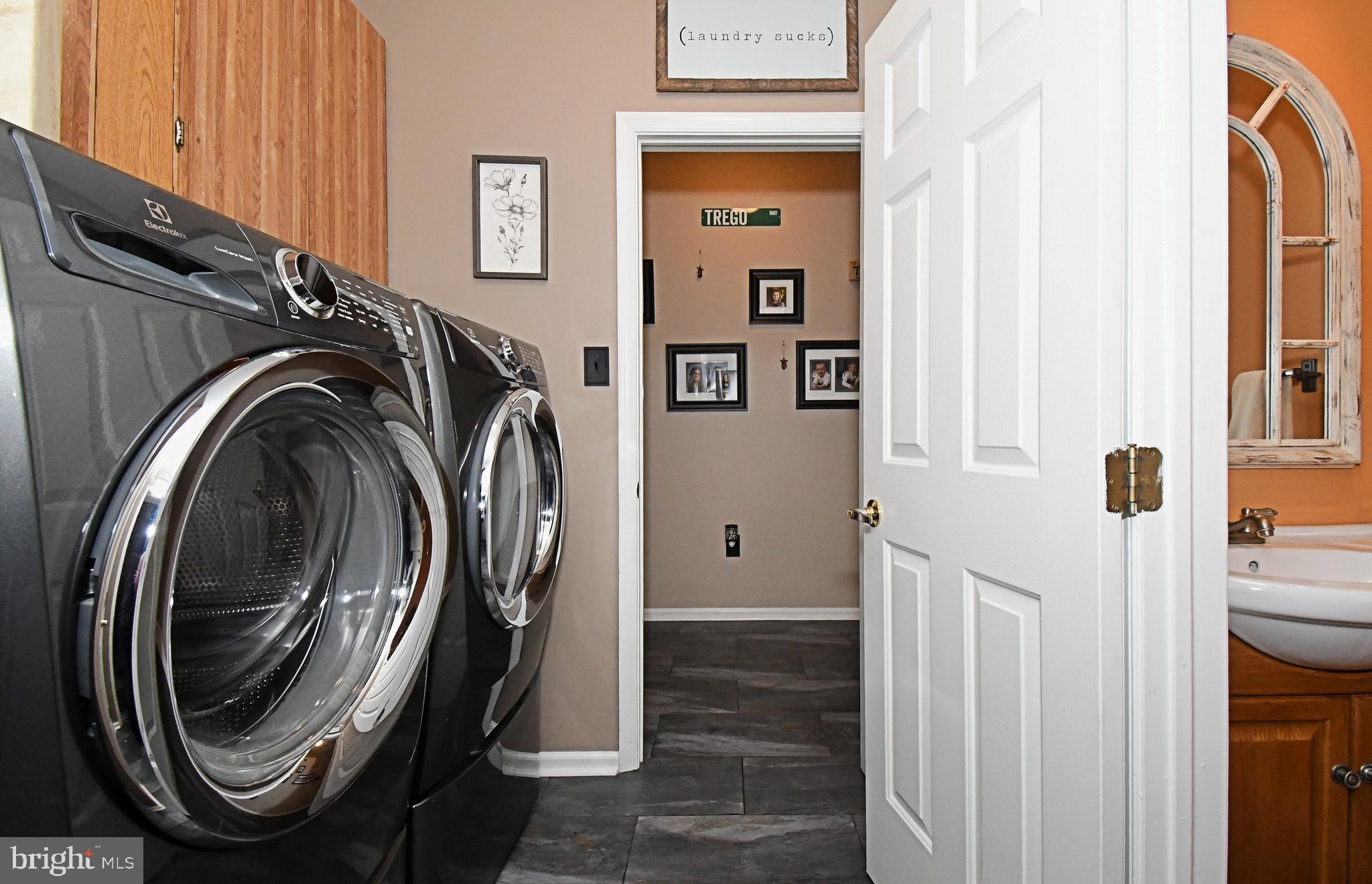 COVERED BRIDGE EST - Residential