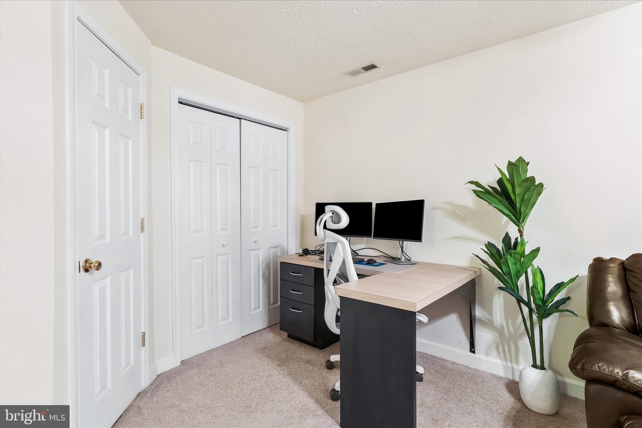 SPRING RIDGE - Residential