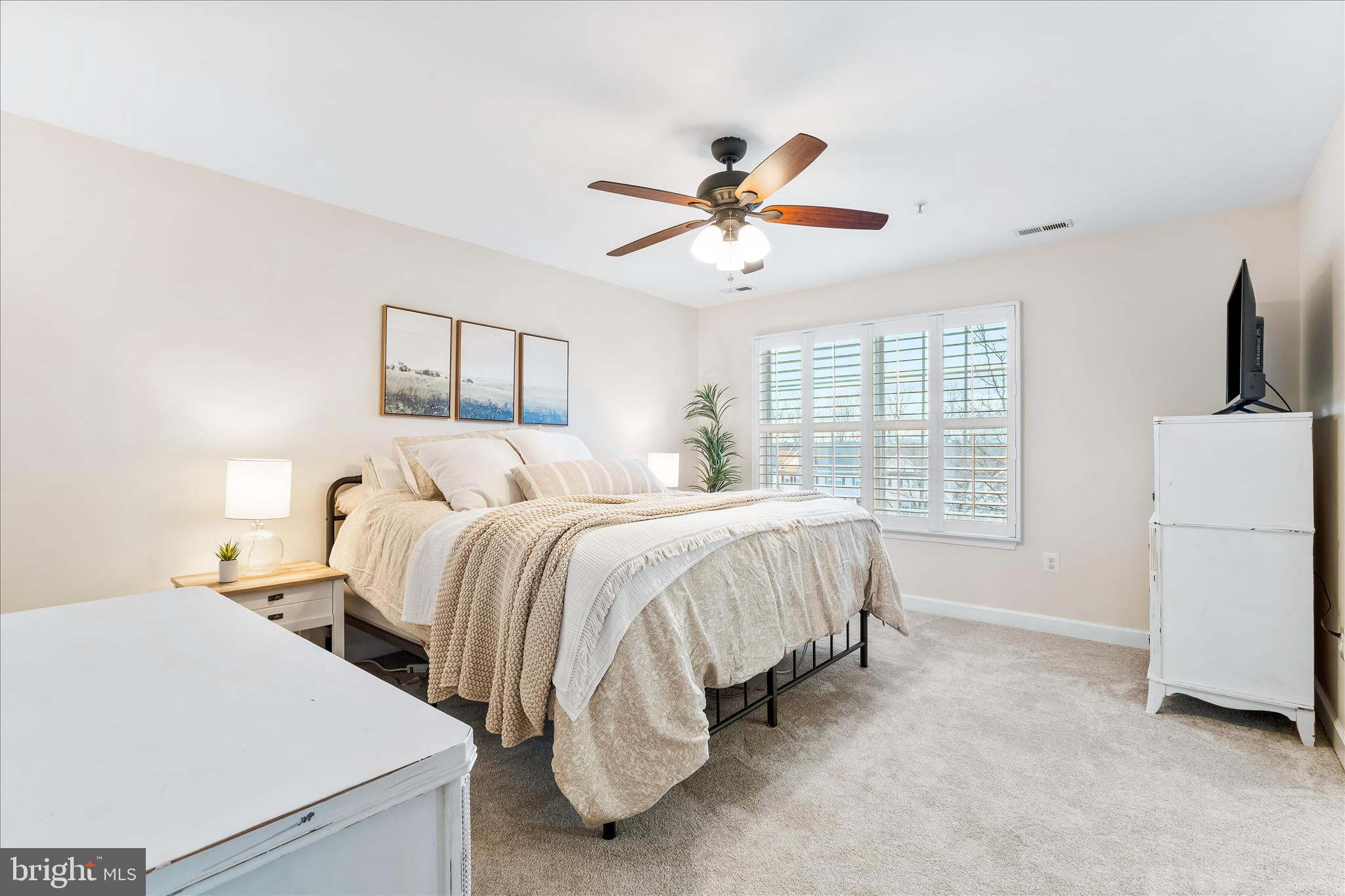 SPRING RIDGE - Residential