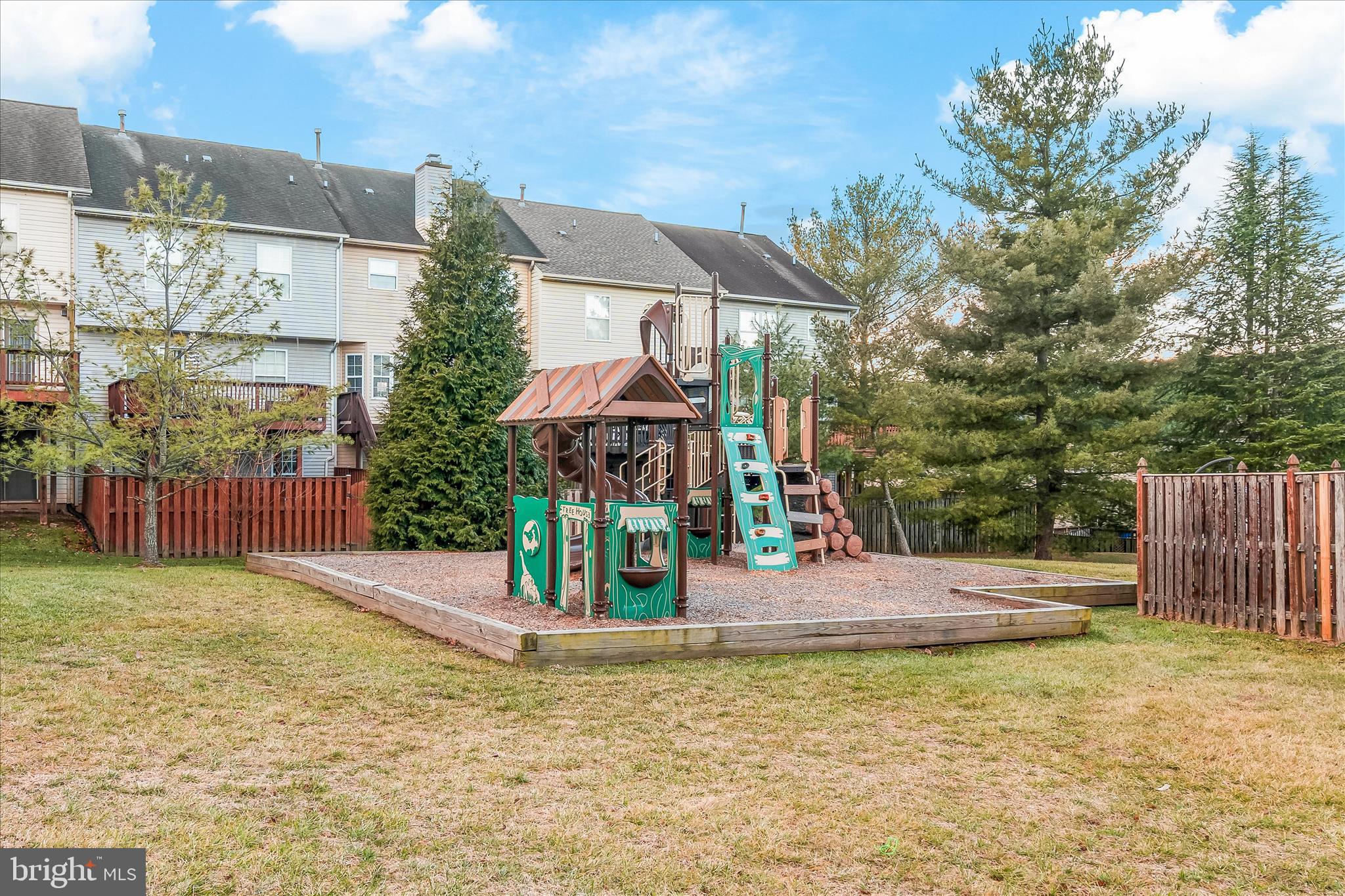 SPRING RIDGE - Residential