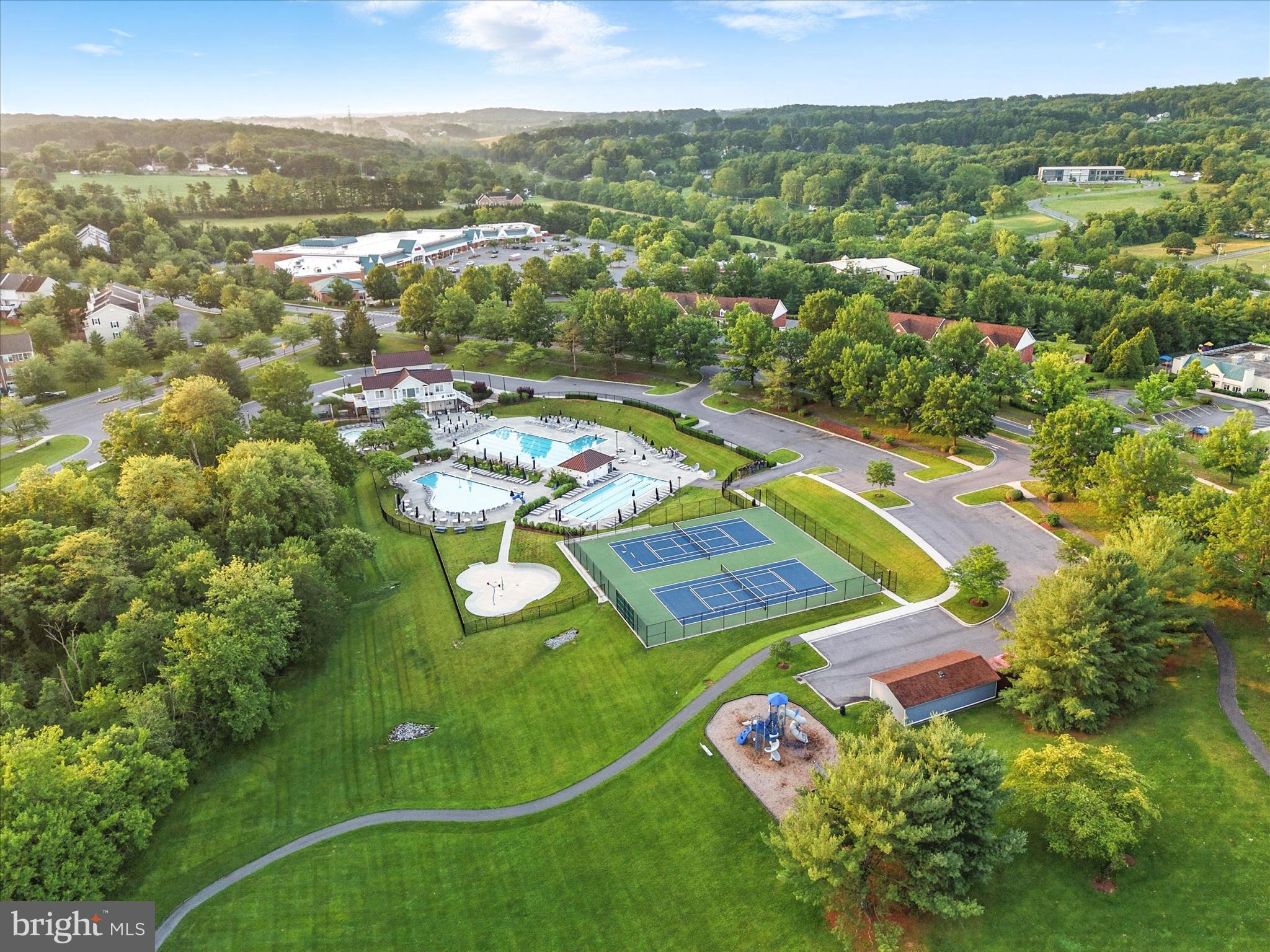 SPRING RIDGE - Residential