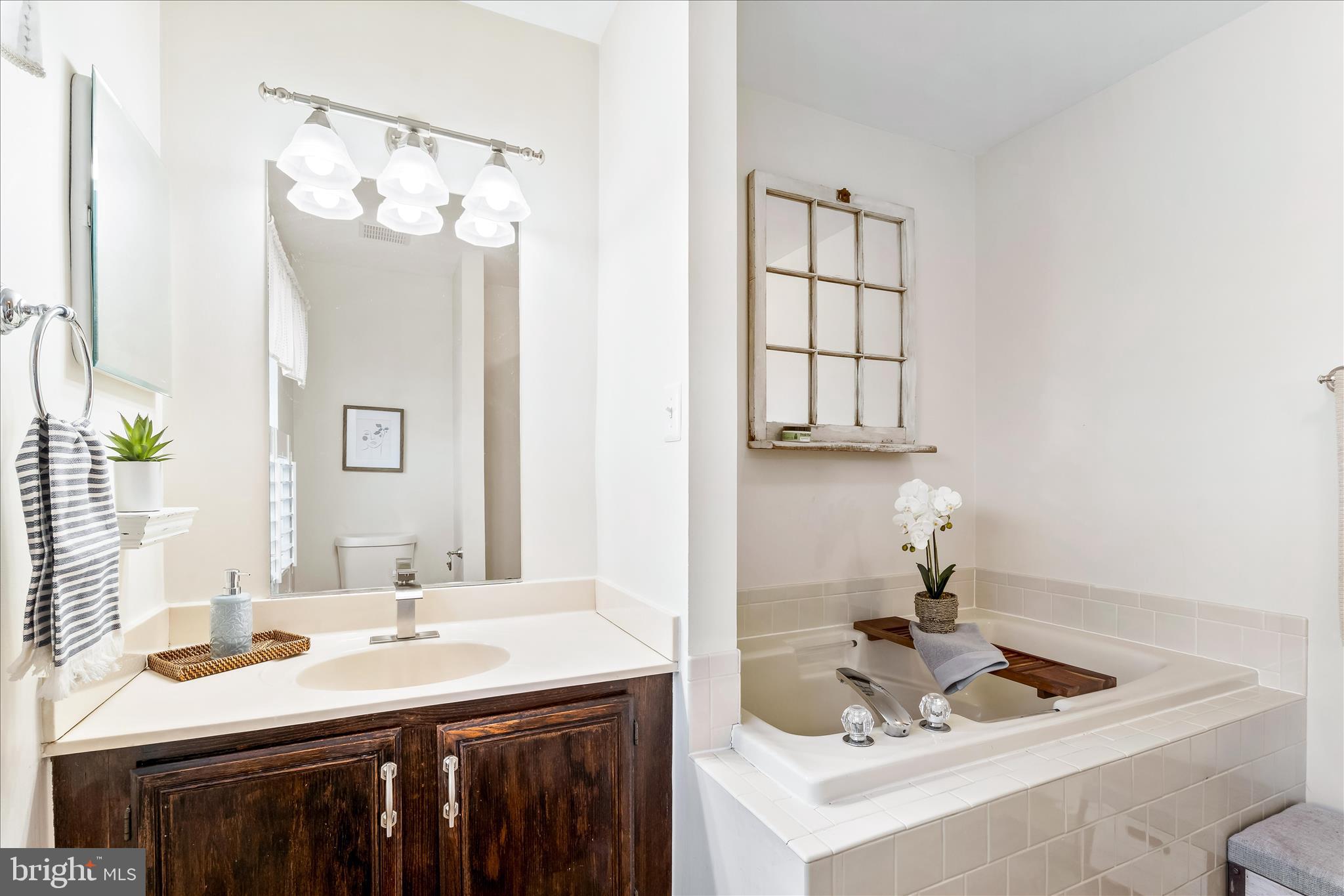 SPRING RIDGE - Residential