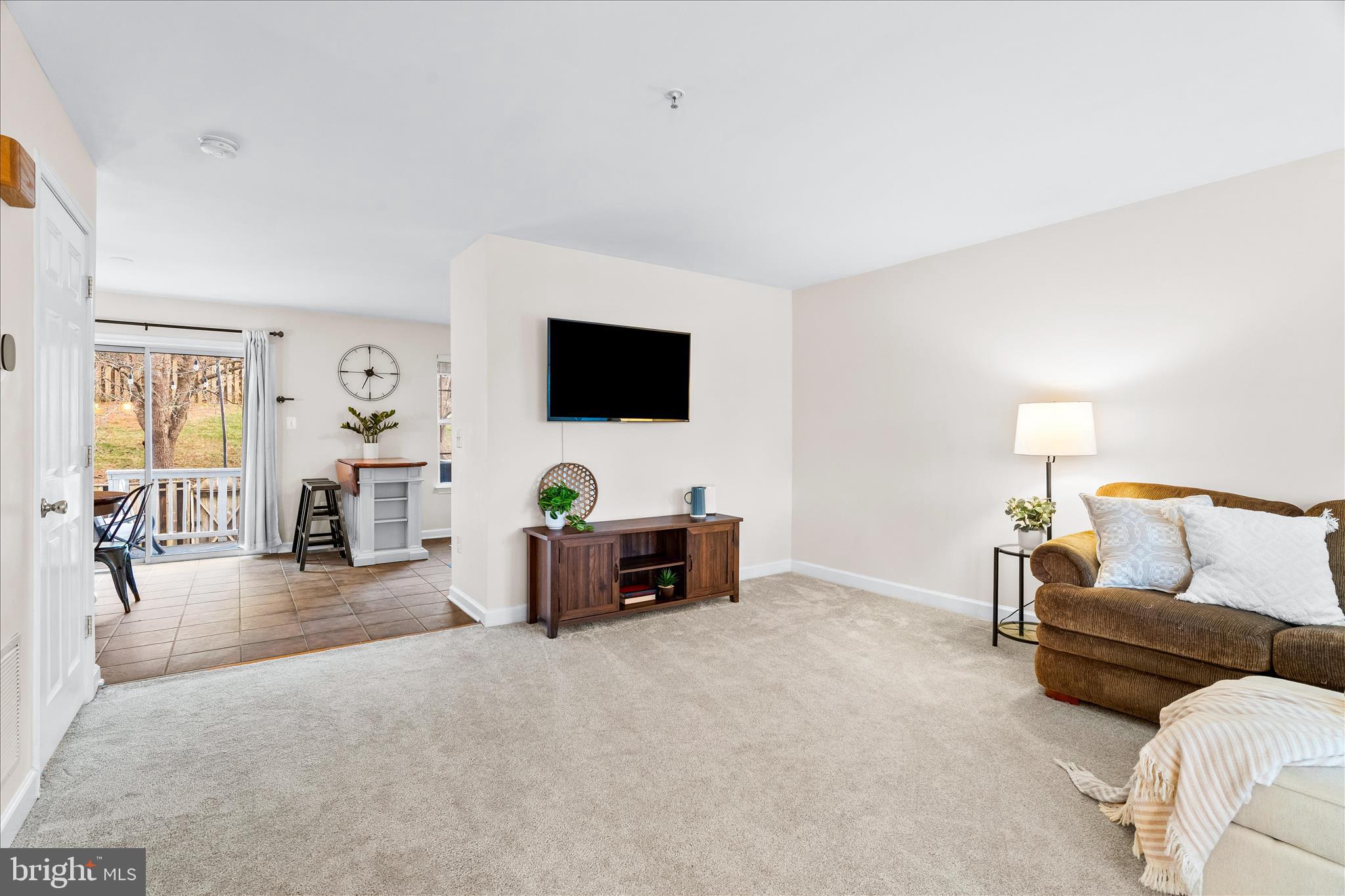 SPRING RIDGE - Residential