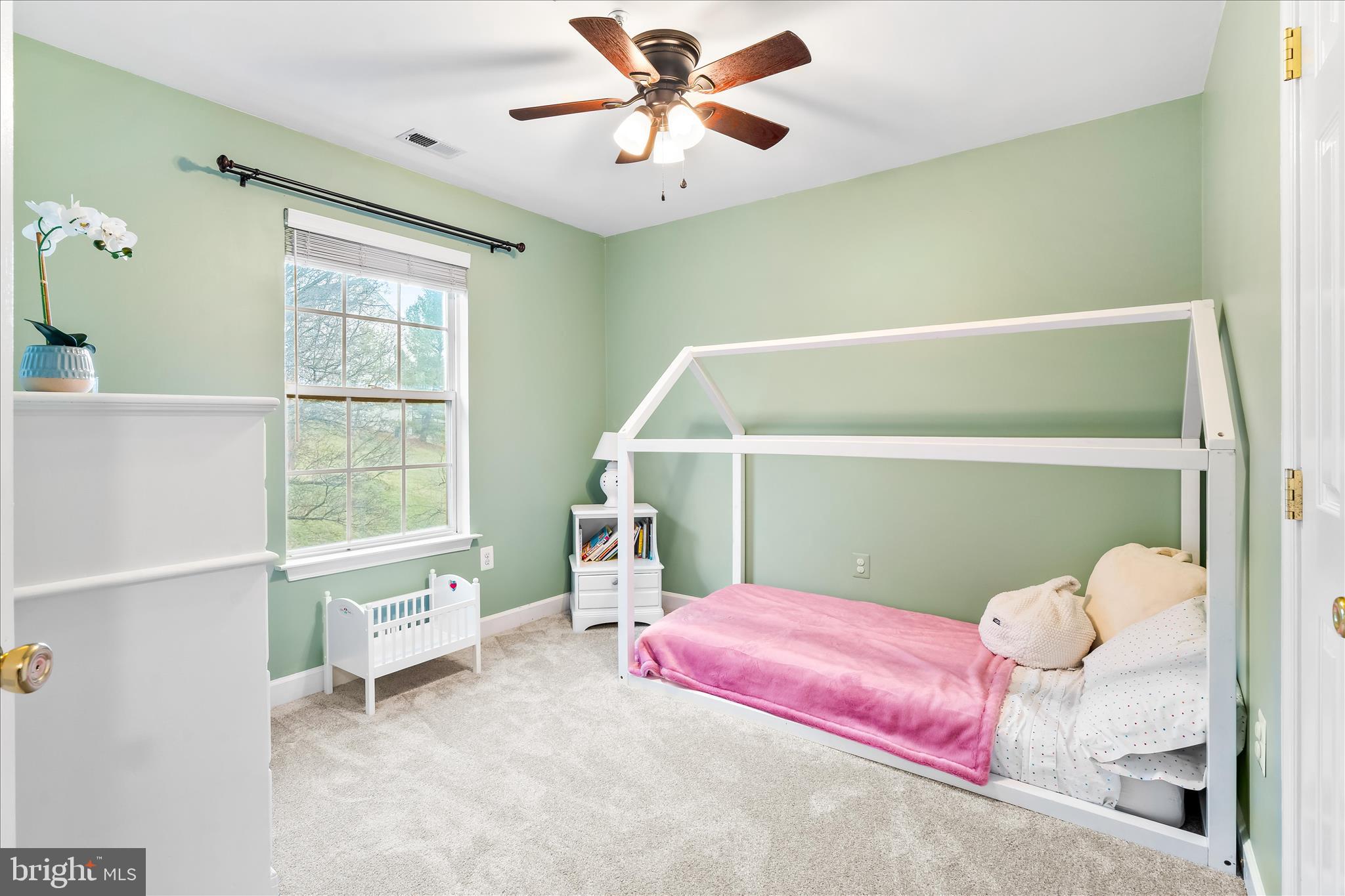 SPRING RIDGE - Residential