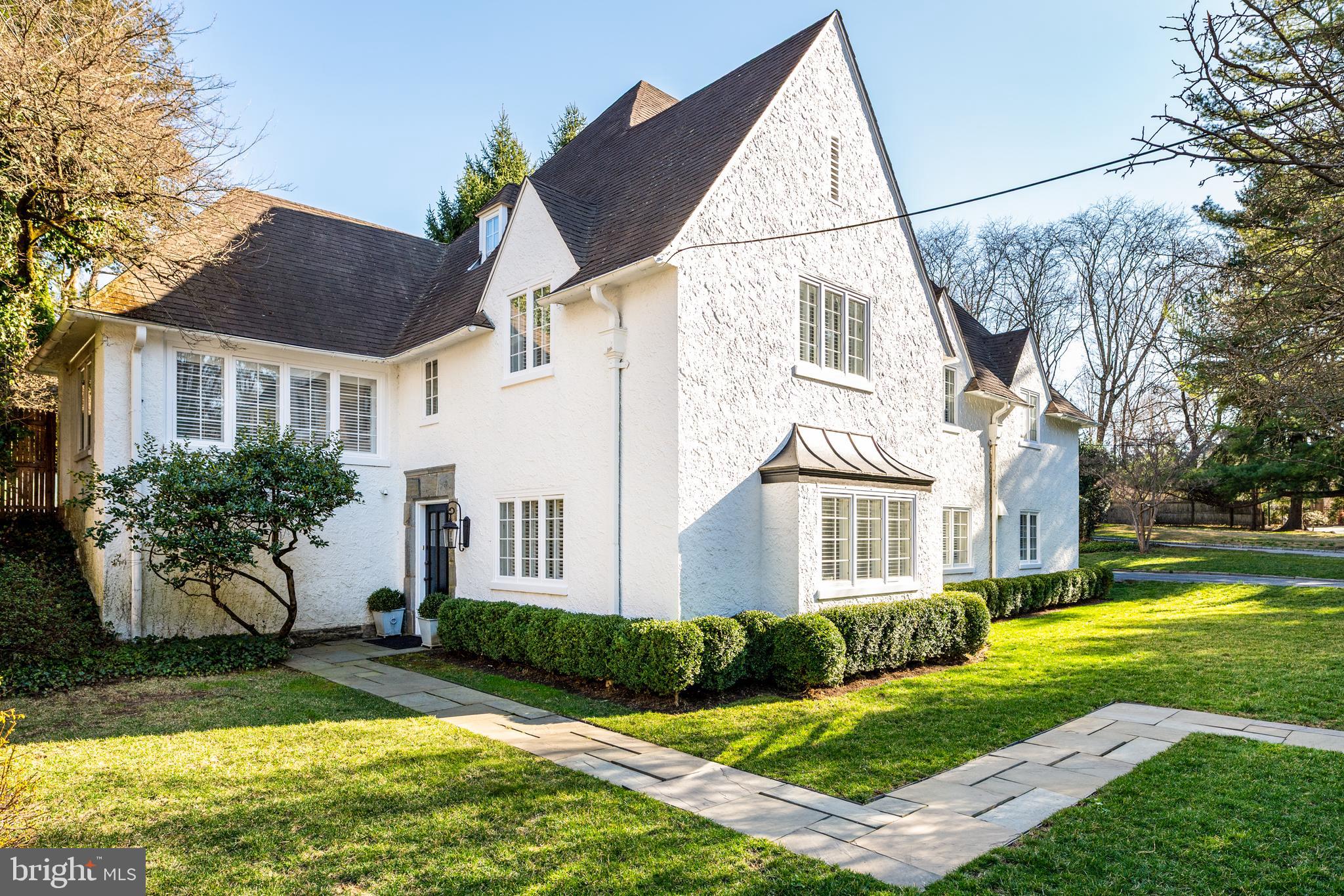 207 LADBROKE ROAD
