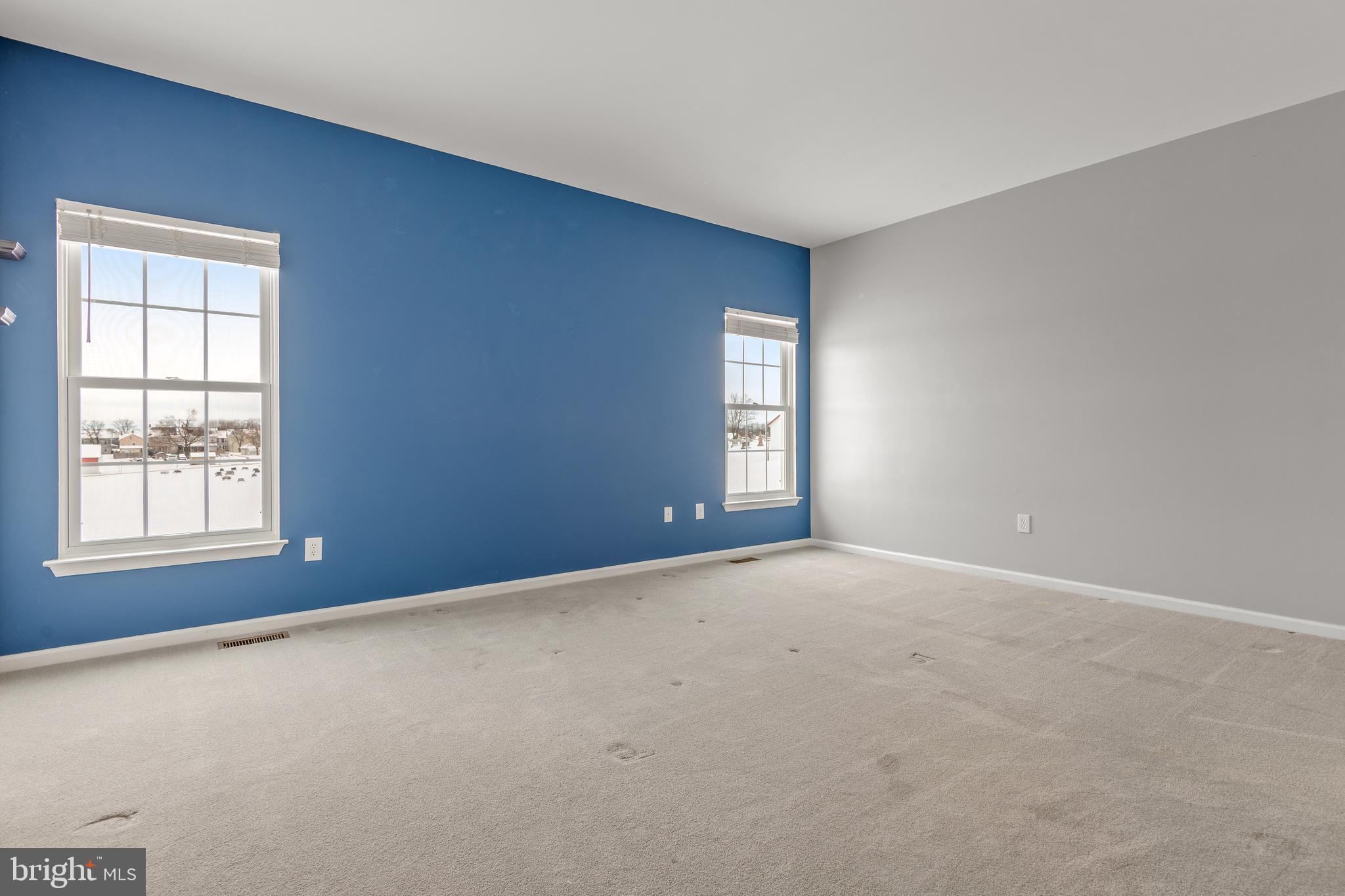 VILLAS AT SHREWSBURY - Residential