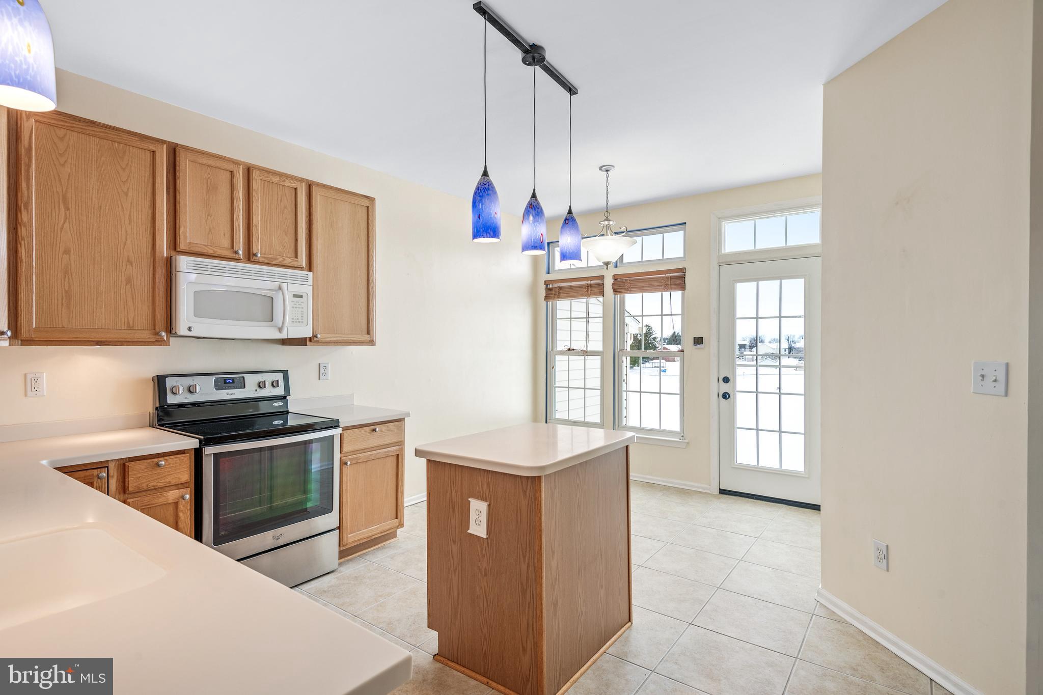 VILLAS AT SHREWSBURY - Residential