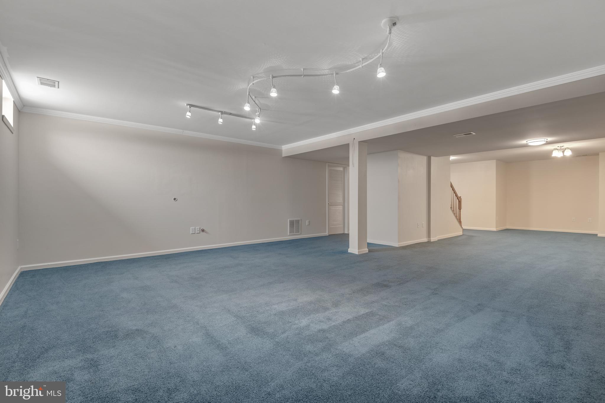 VILLAS AT SHREWSBURY - Residential