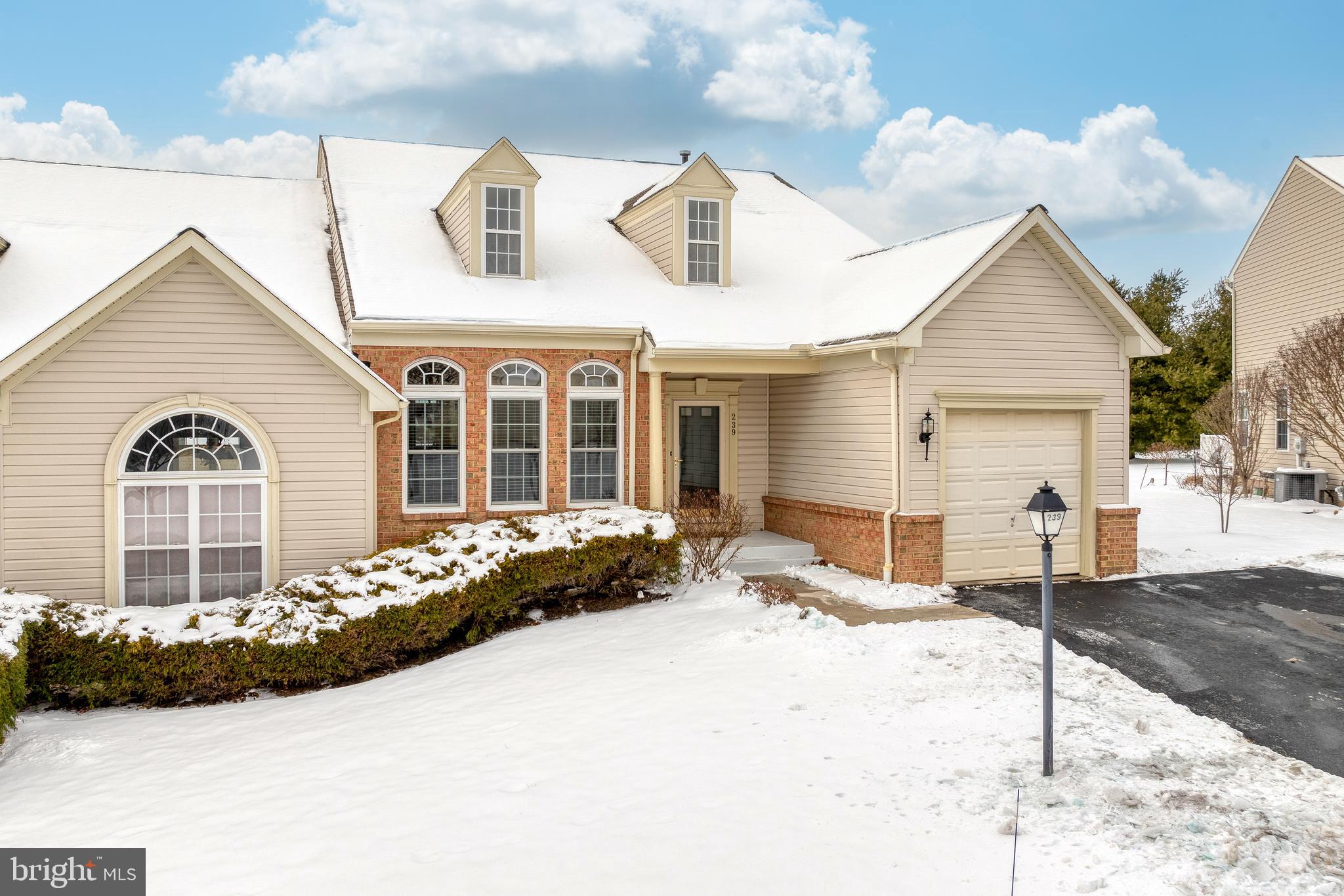 VILLAS AT SHREWSBURY - Residential