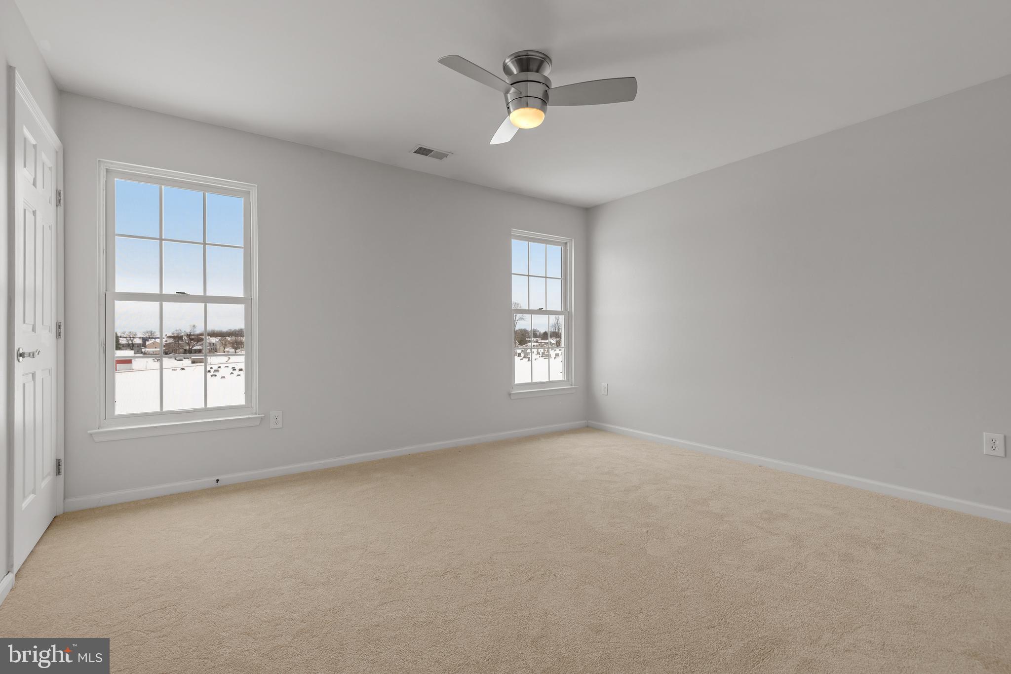 VILLAS AT SHREWSBURY - Residential