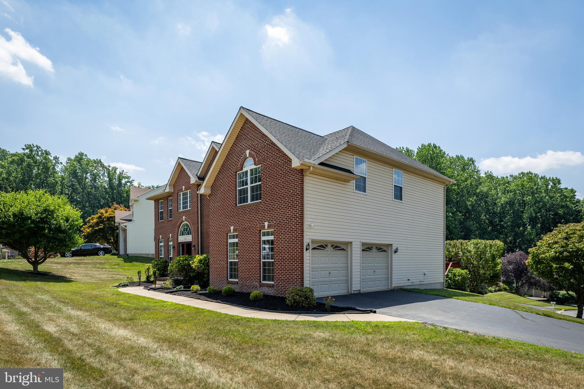 22 HIDDEN OAKS BOULEVARD