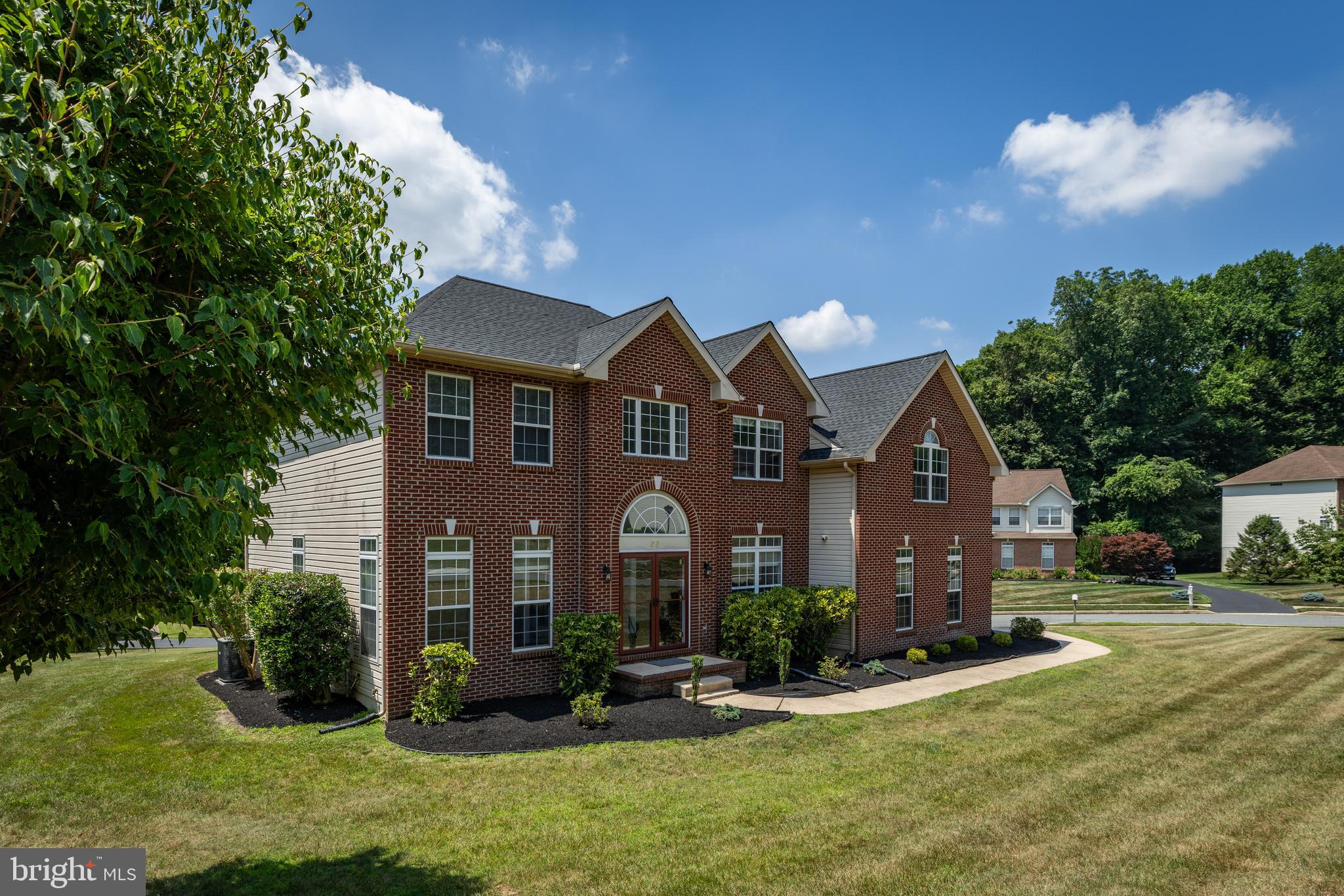 22 HIDDEN OAKS BOULEVARD