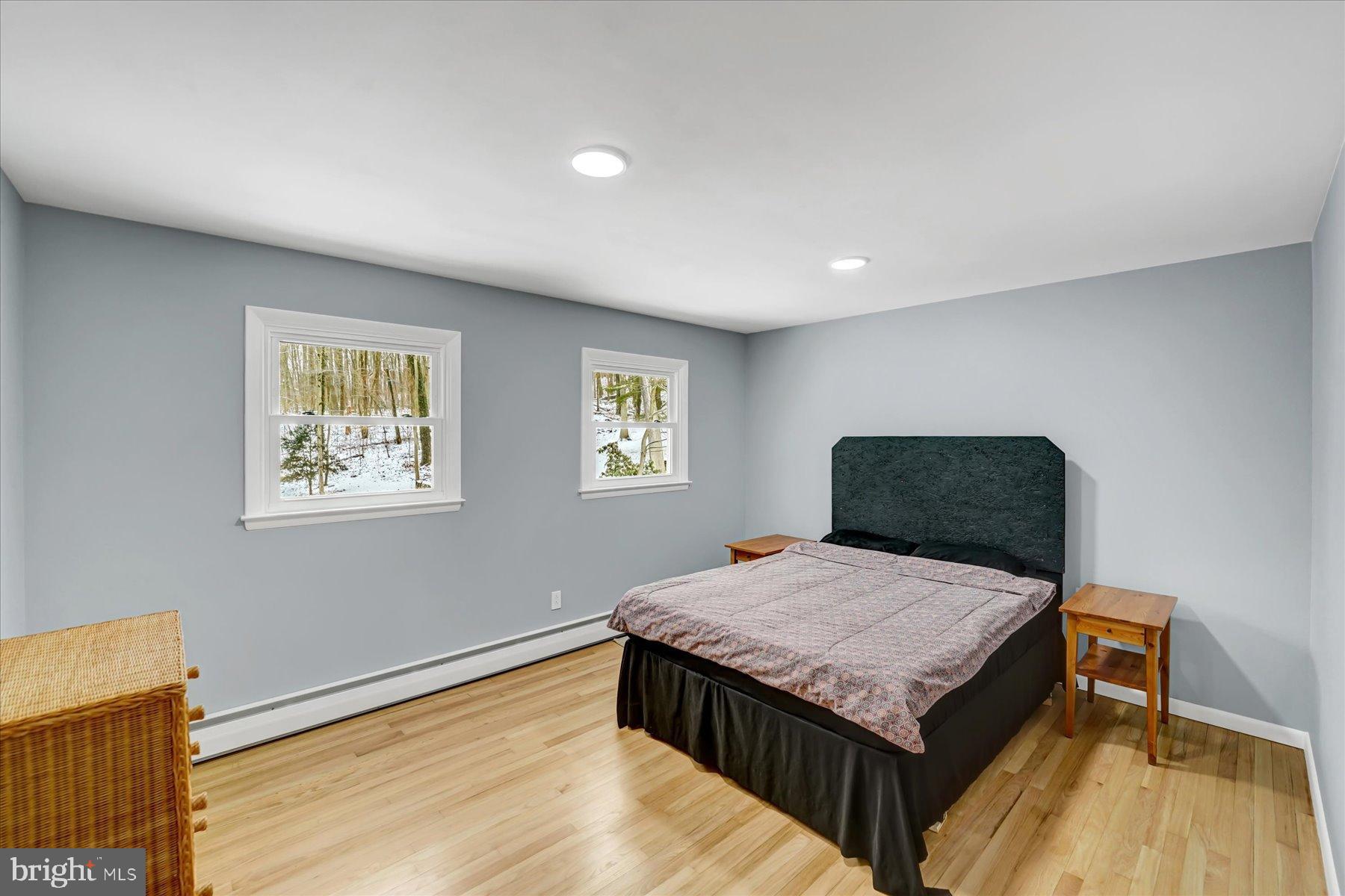 PARK FOREST VILLAGE - Residential