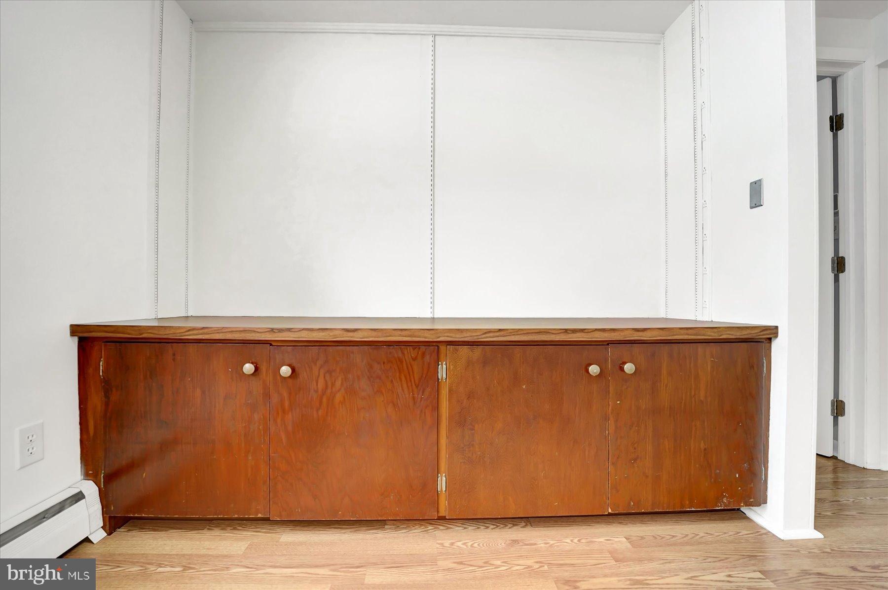 PARK FOREST VILLAGE - Residential