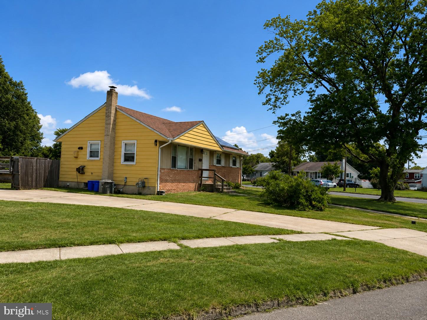 115 PHILLIPS AVENUE