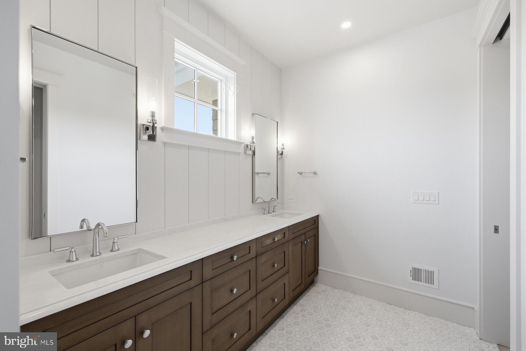 BAYBERRY DUNES - Residential