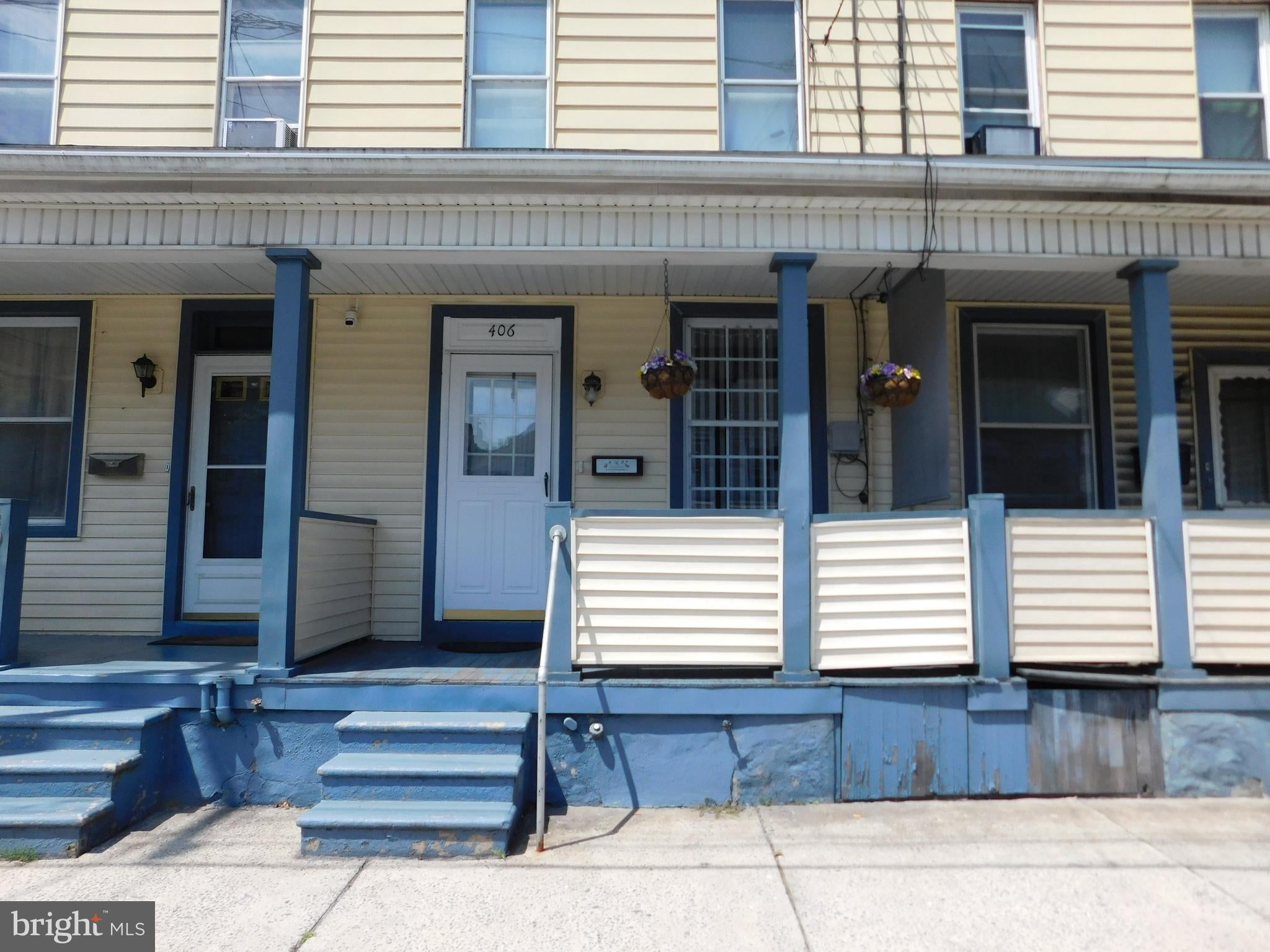 406 PINE STREET