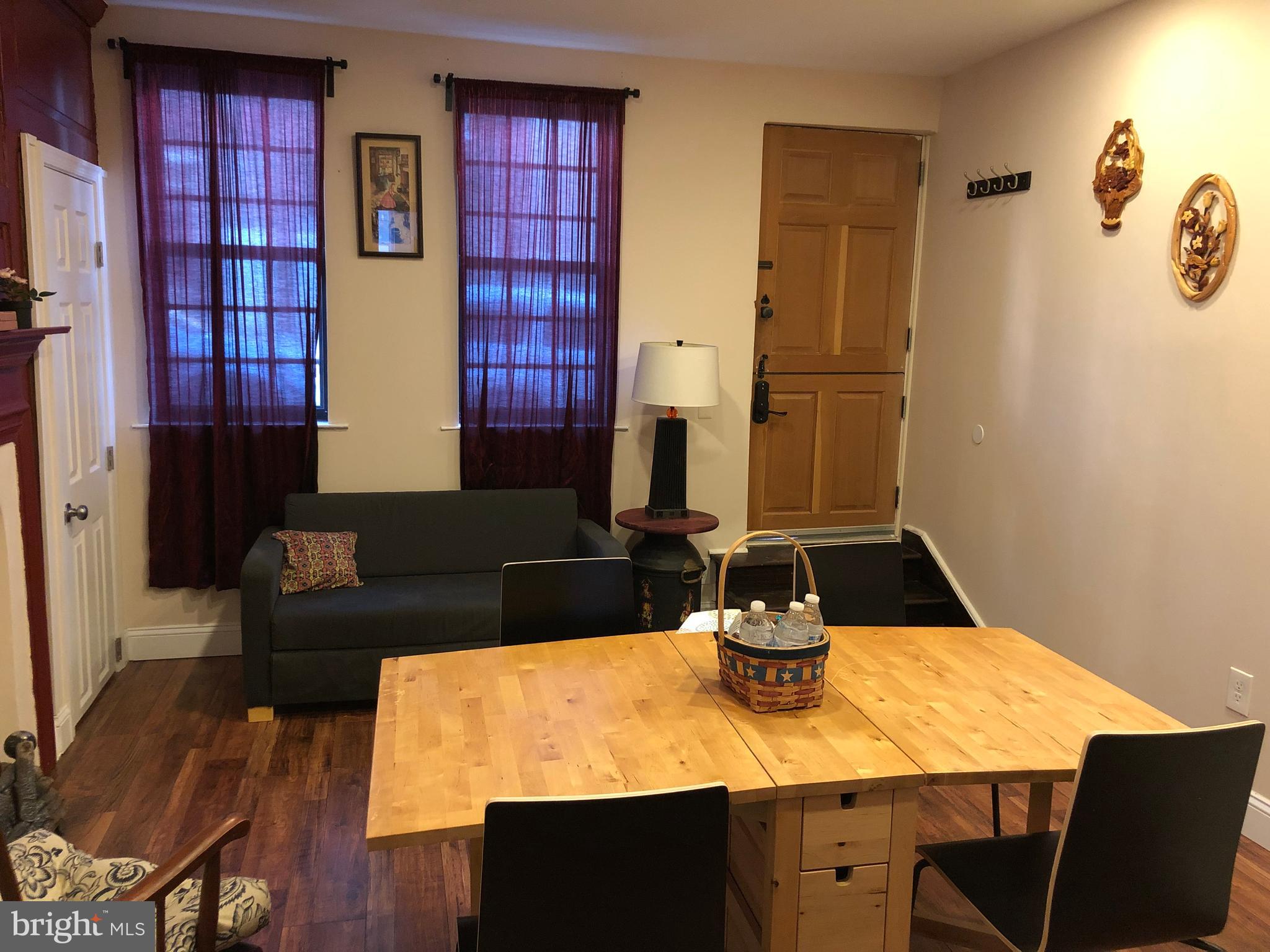 QUEEN VILLAGE - Residential Lease