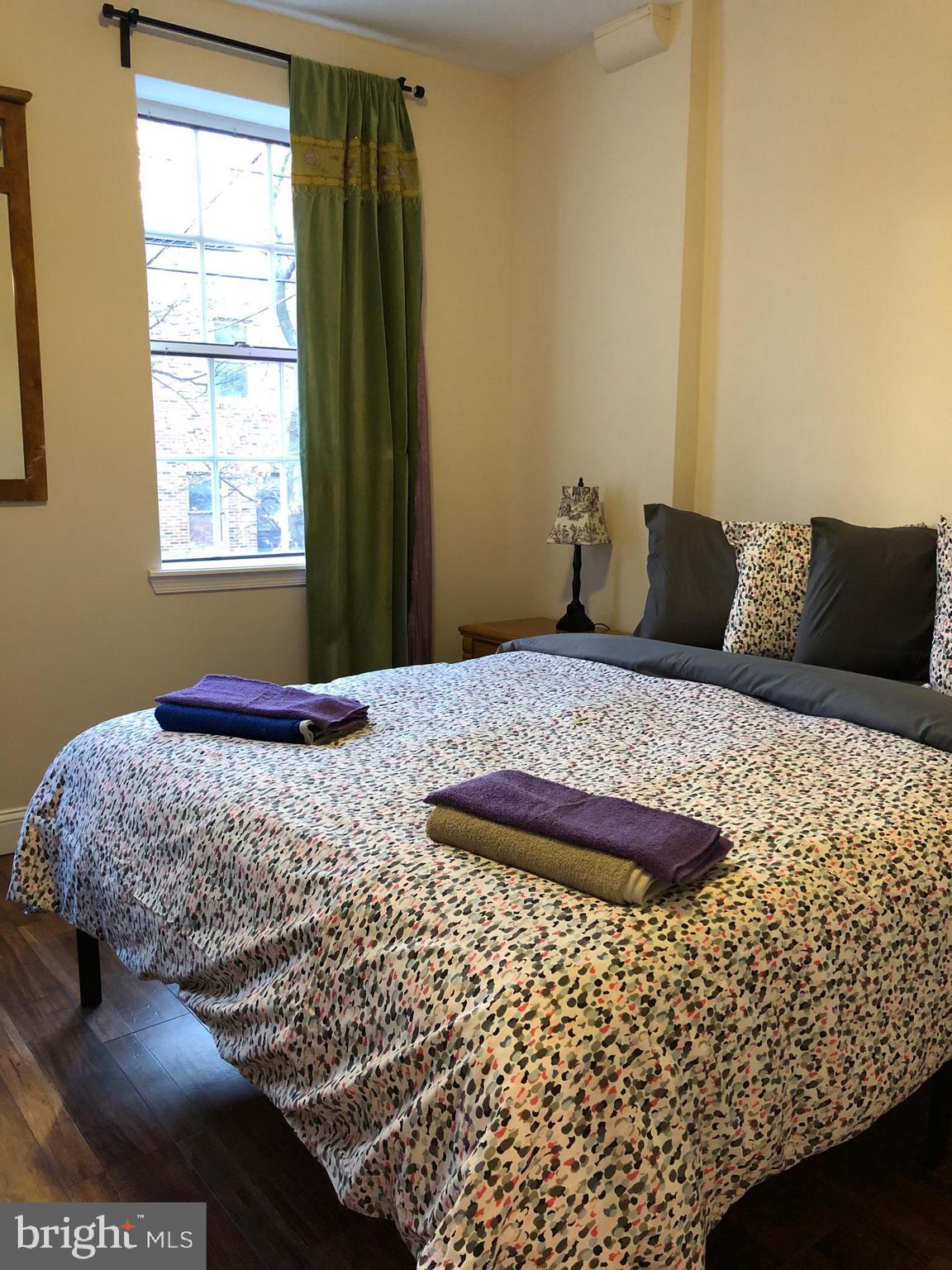 QUEEN VILLAGE - Residential Lease