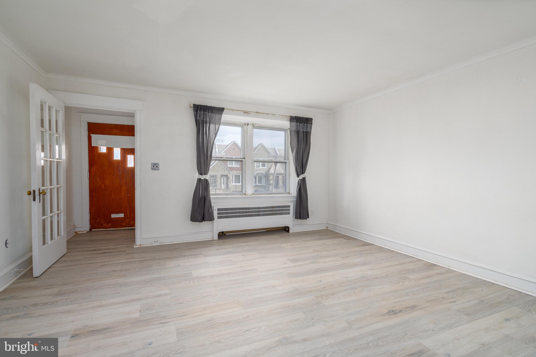 WEST OAK LANE - Residential