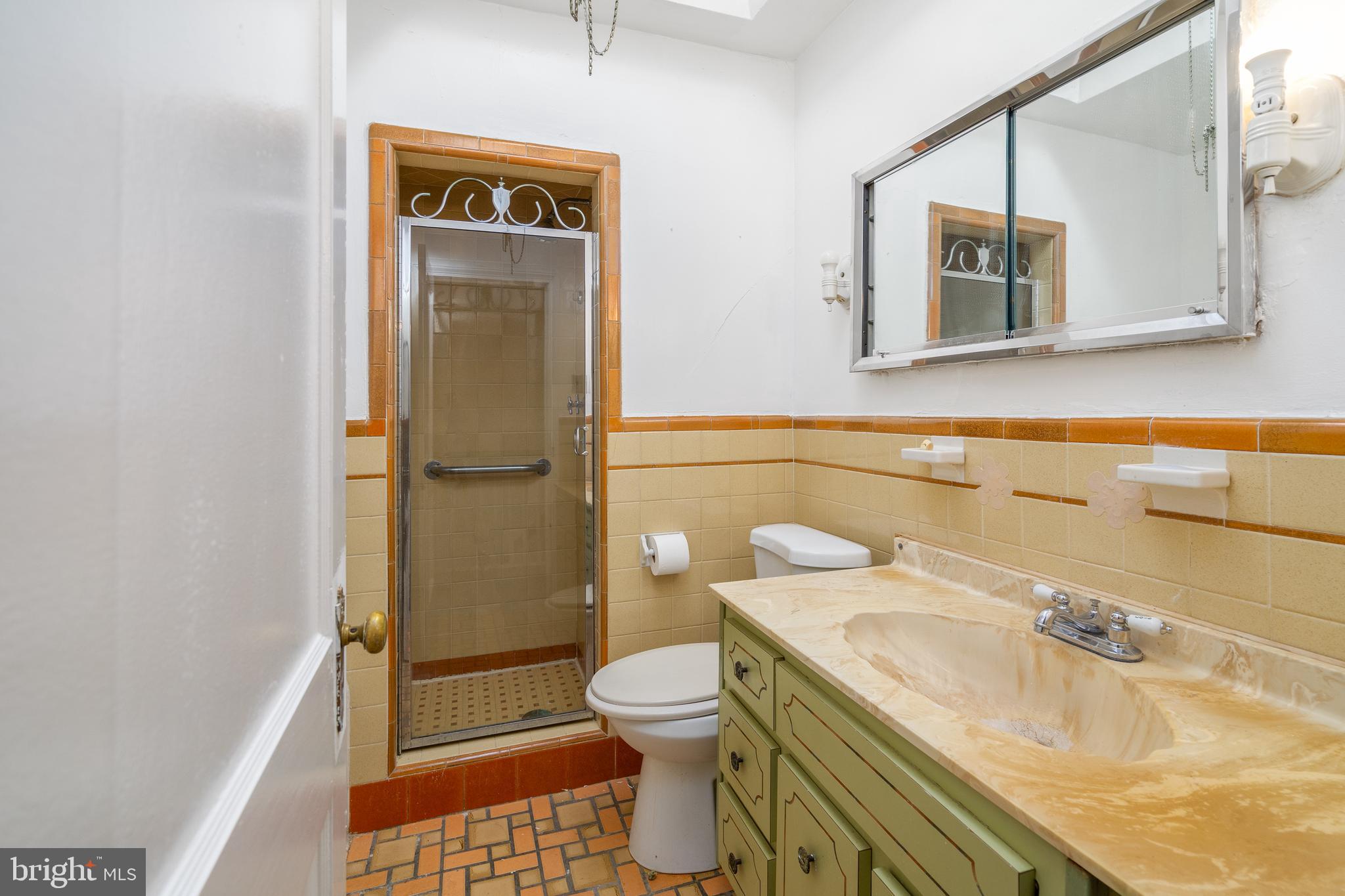 WEST OAK LANE - Residential