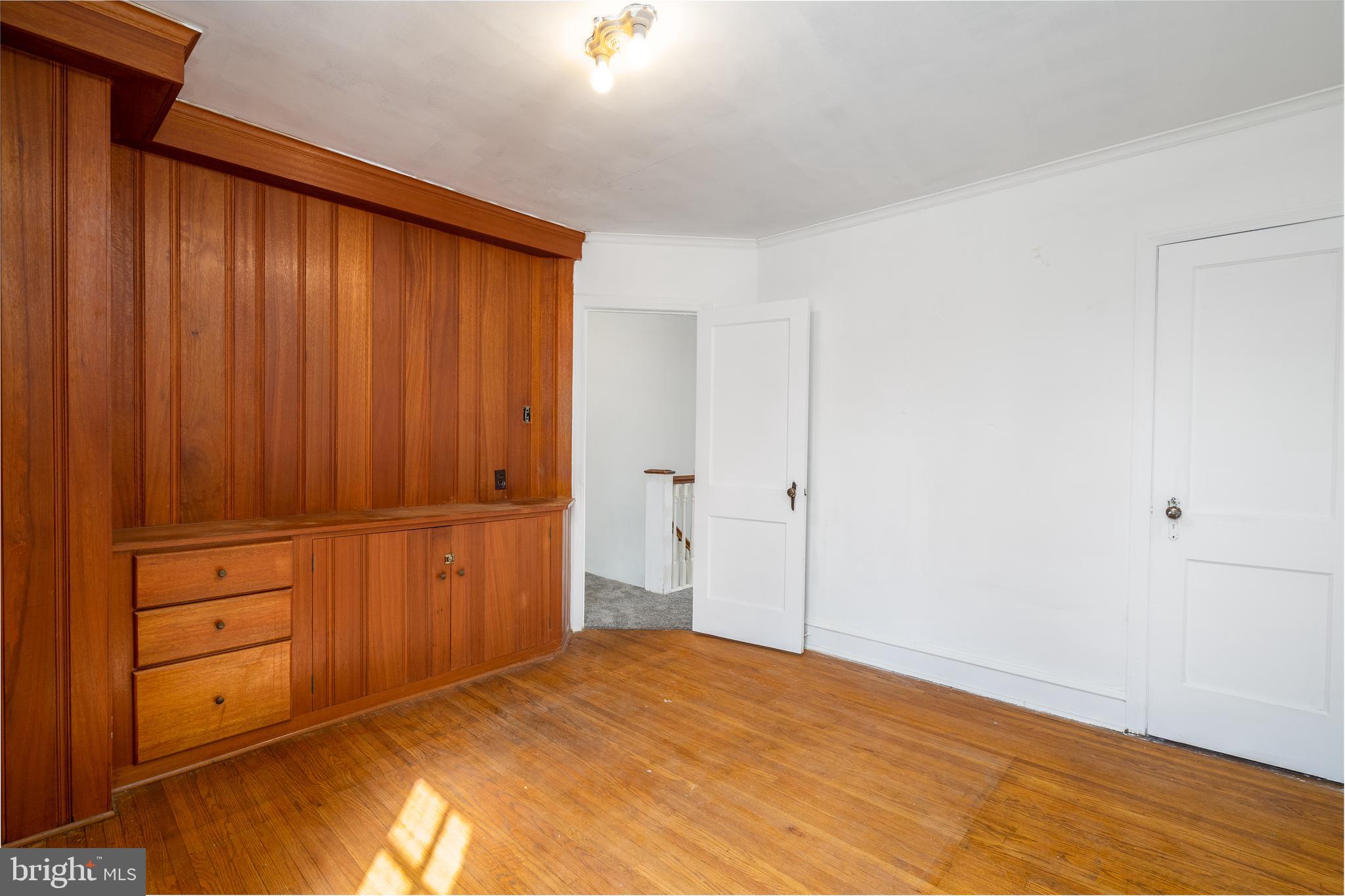 WEST OAK LANE - Residential