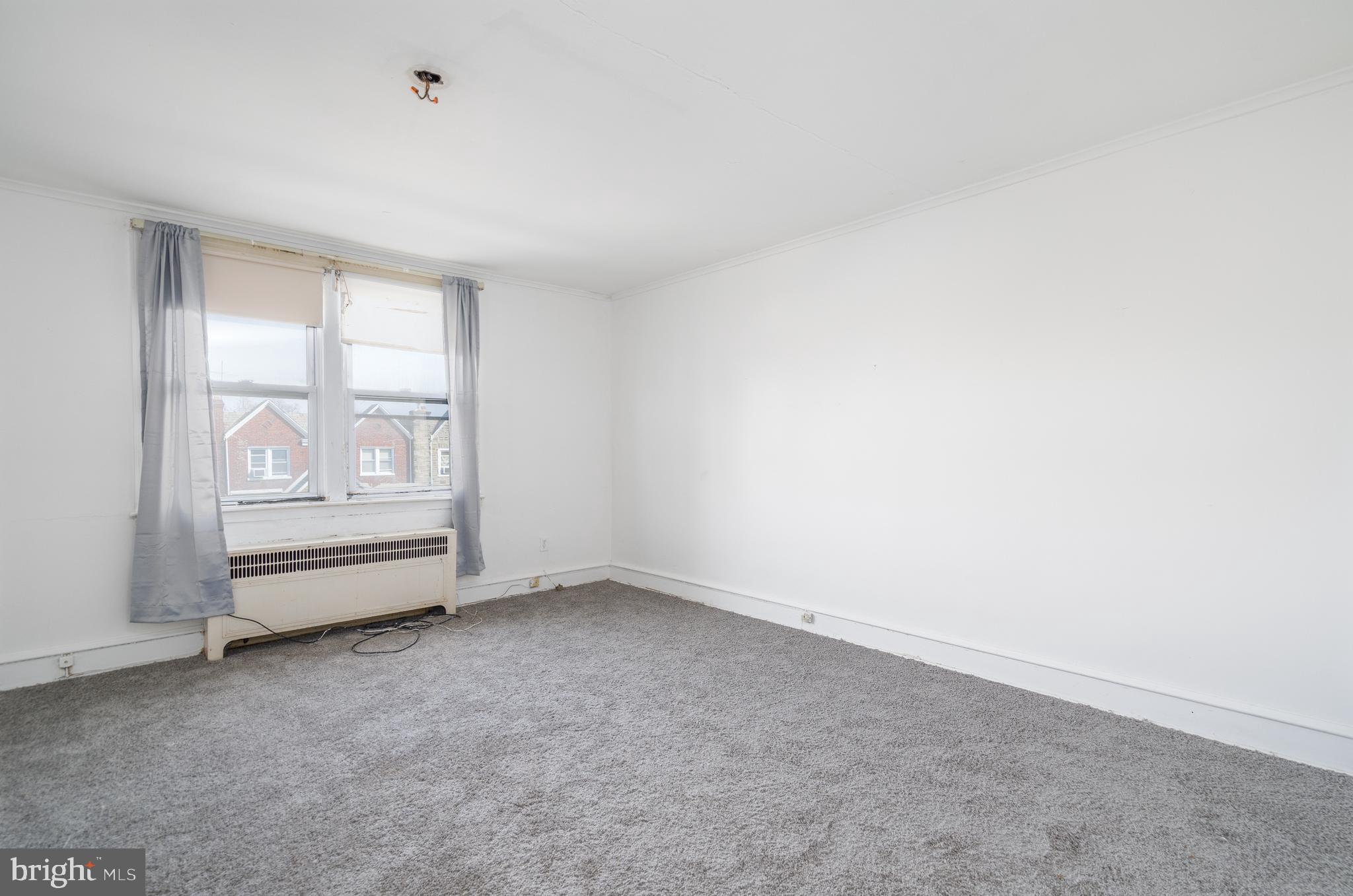 WEST OAK LANE - Residential