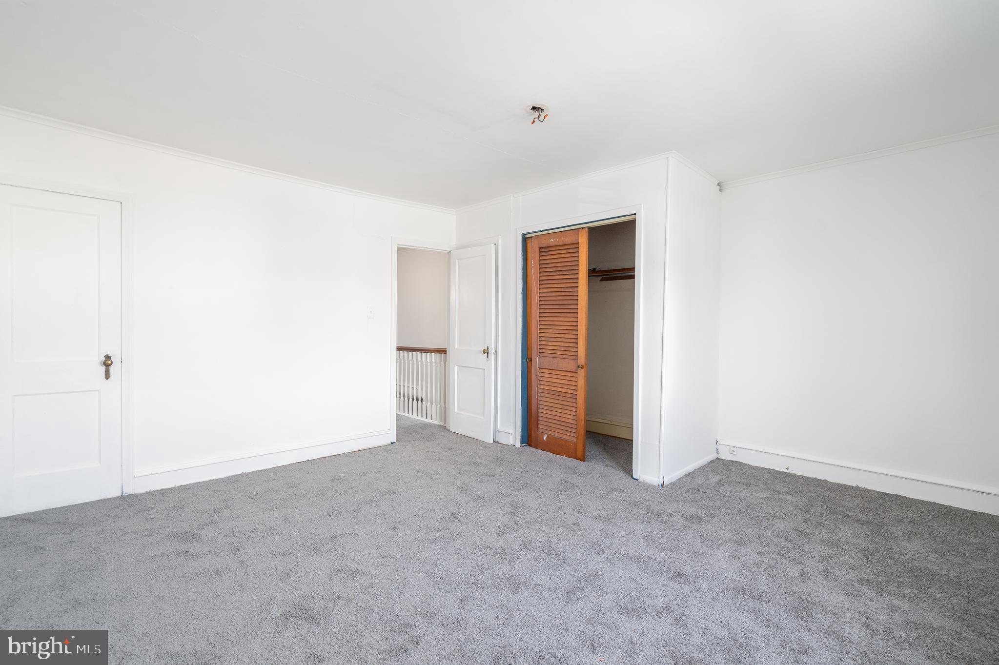 WEST OAK LANE - Residential