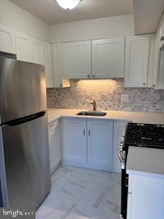 WYNNEFIELD HEIGHTS - Residential Lease