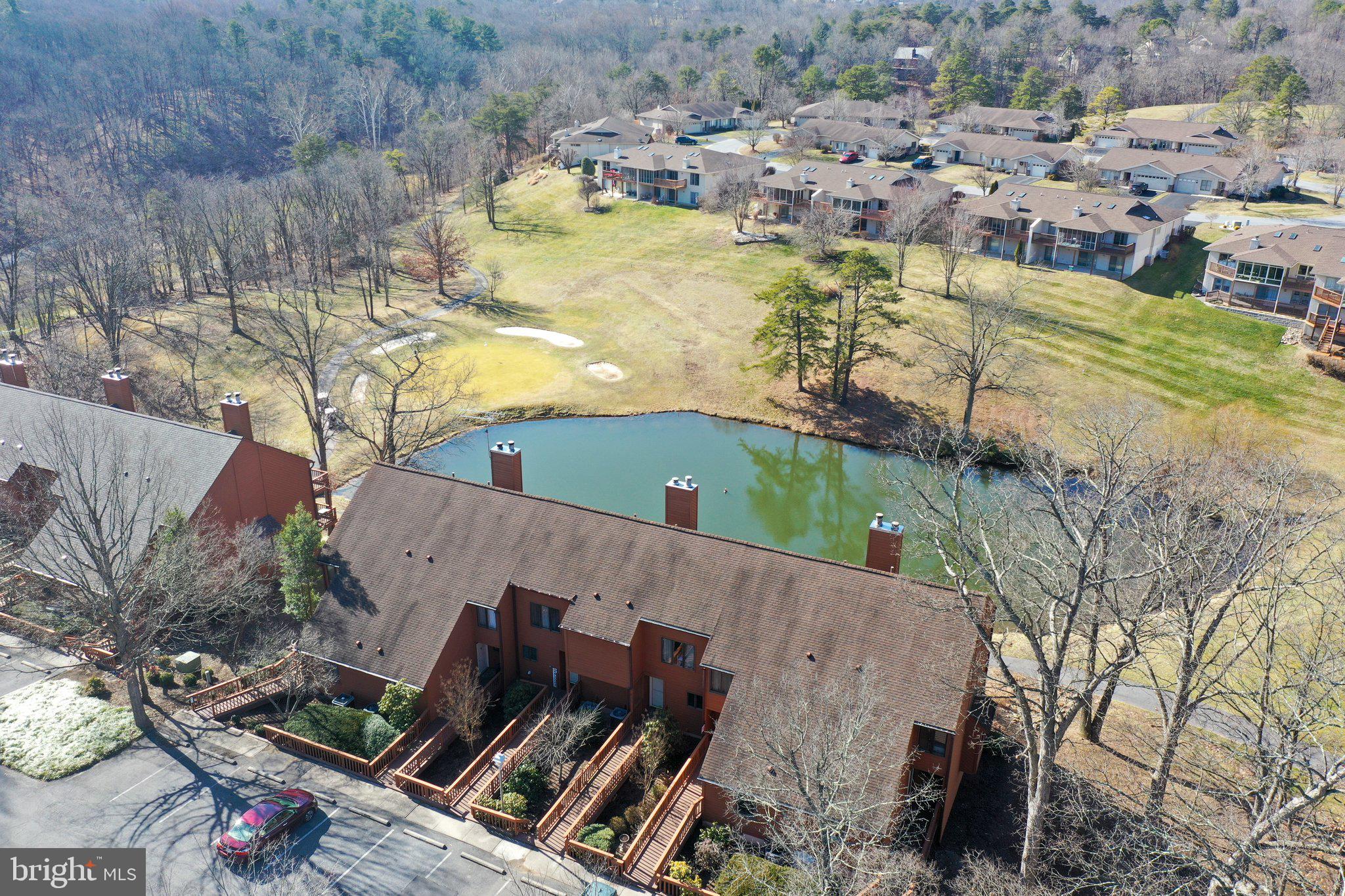 THE WOODS - Residential