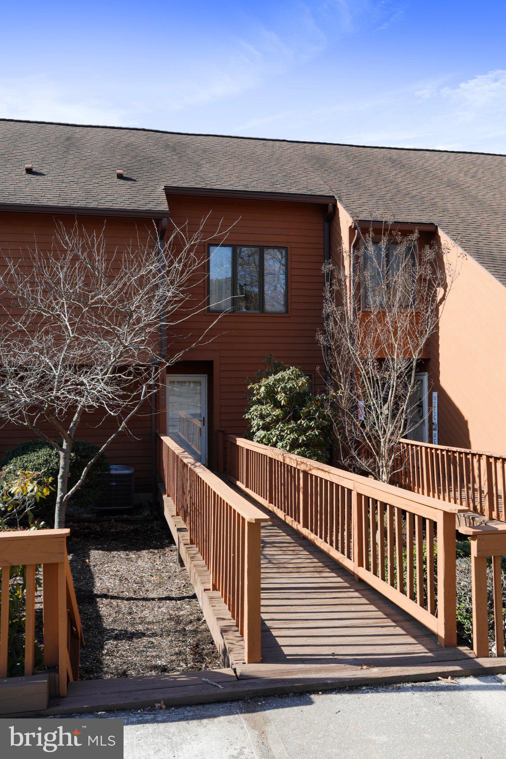 THE WOODS - Residential