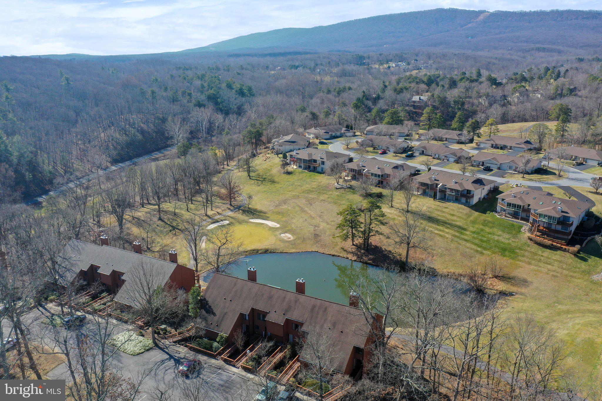 THE WOODS - Residential