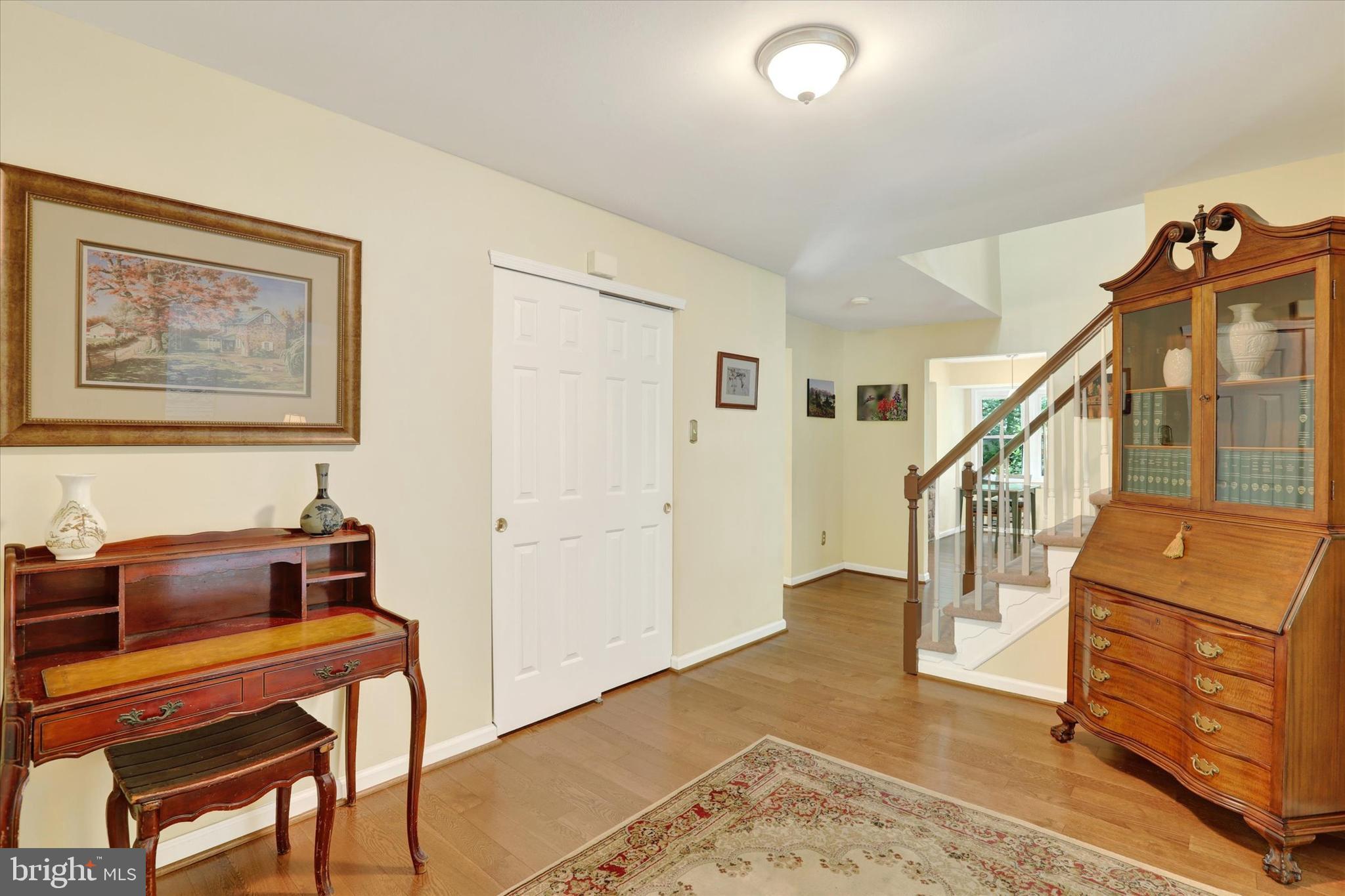 542 NOTTINGHAM DRIVE