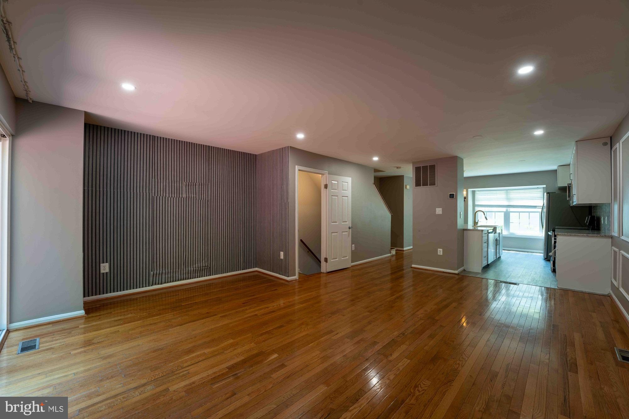 18246 FOX CHASE CIRCLE