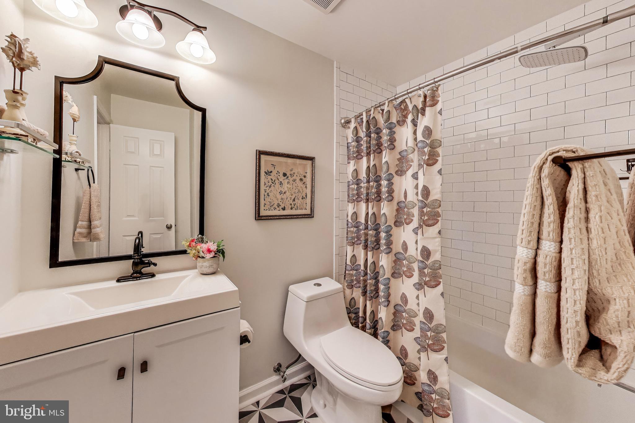 GABLES OF TUCKERMAN - Residential Lease