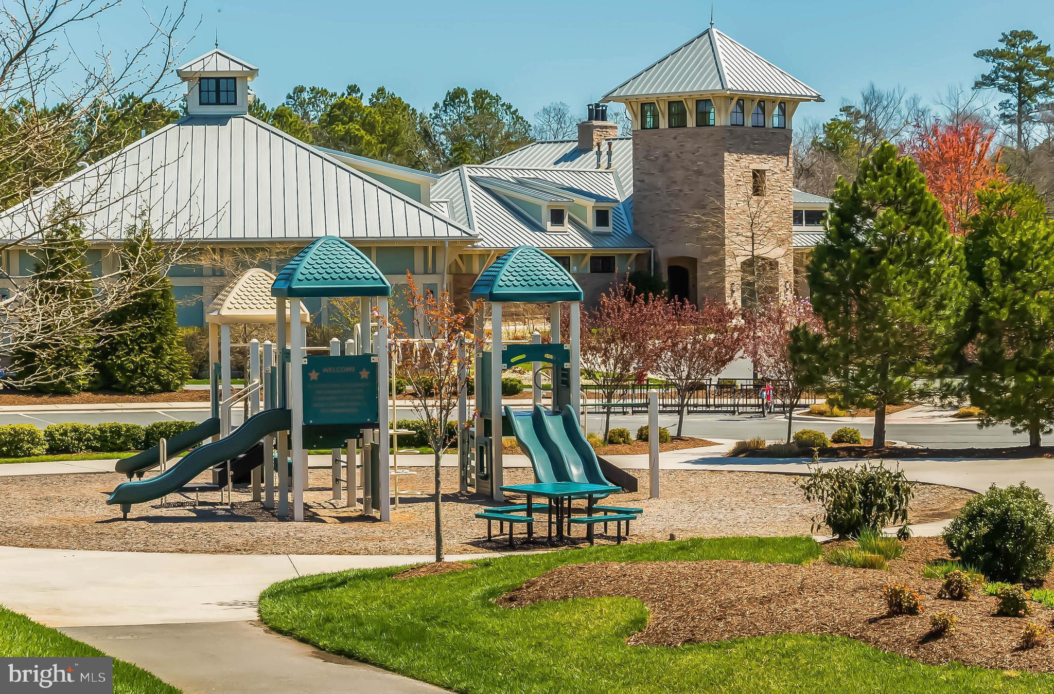 BAY FOREST CLUB - Residential