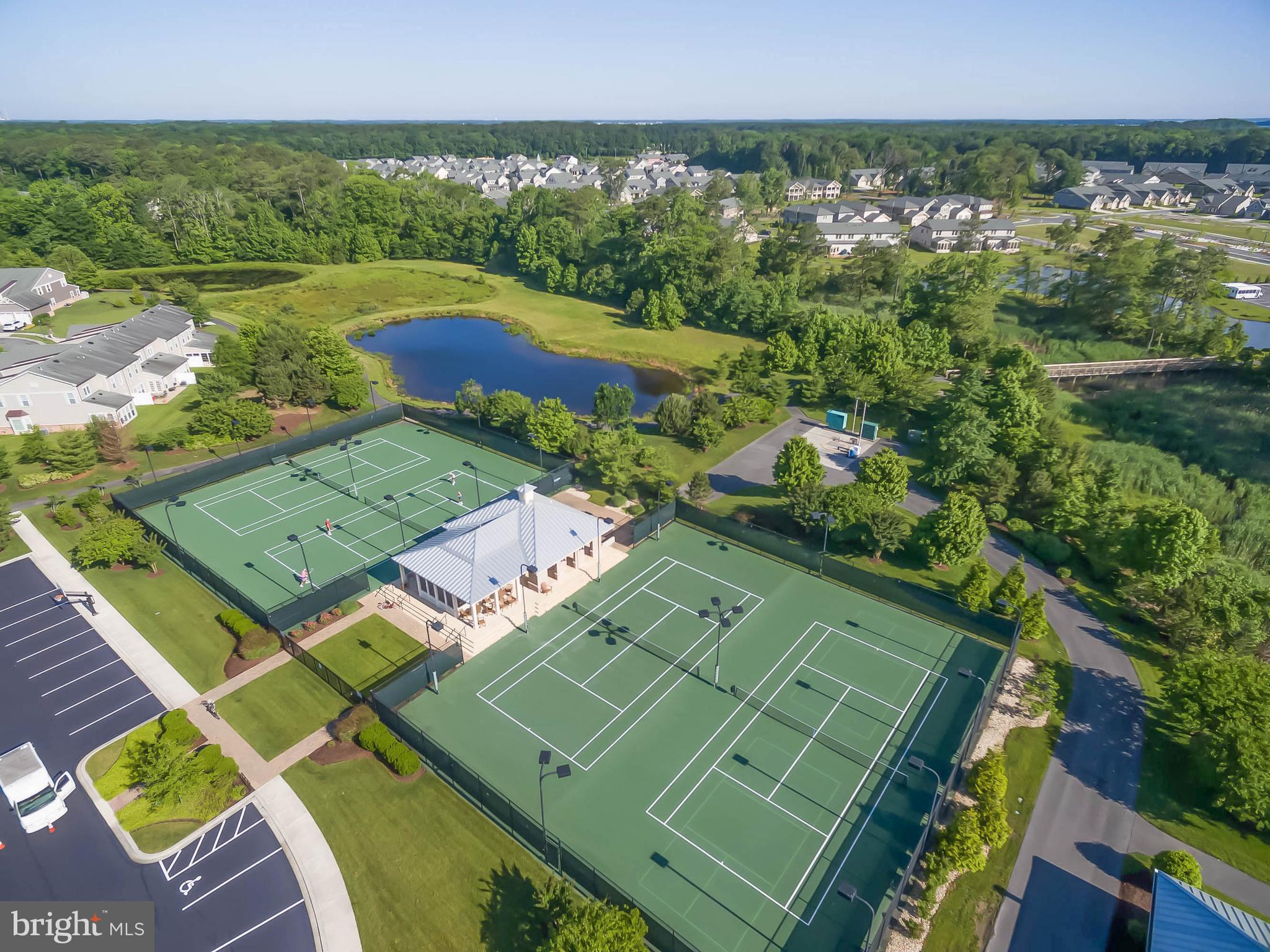 BAY FOREST CLUB - Residential