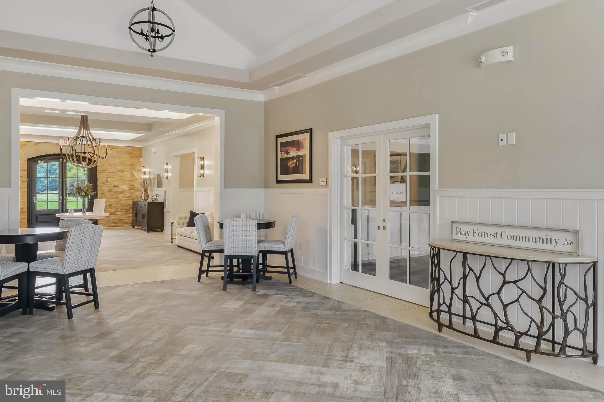 BAY FOREST CLUB - Residential