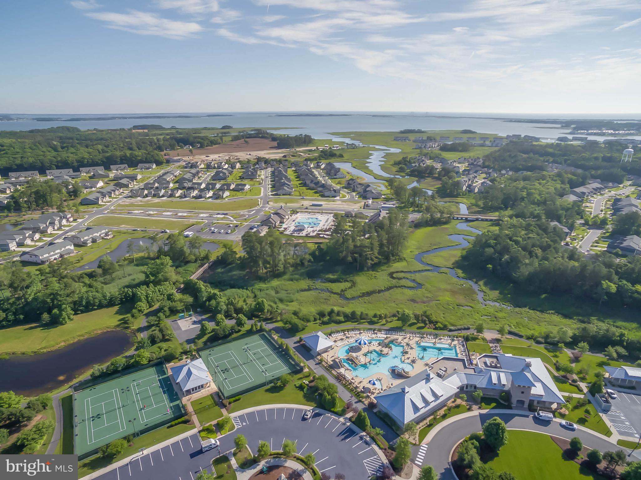 BAY FOREST CLUB - Residential