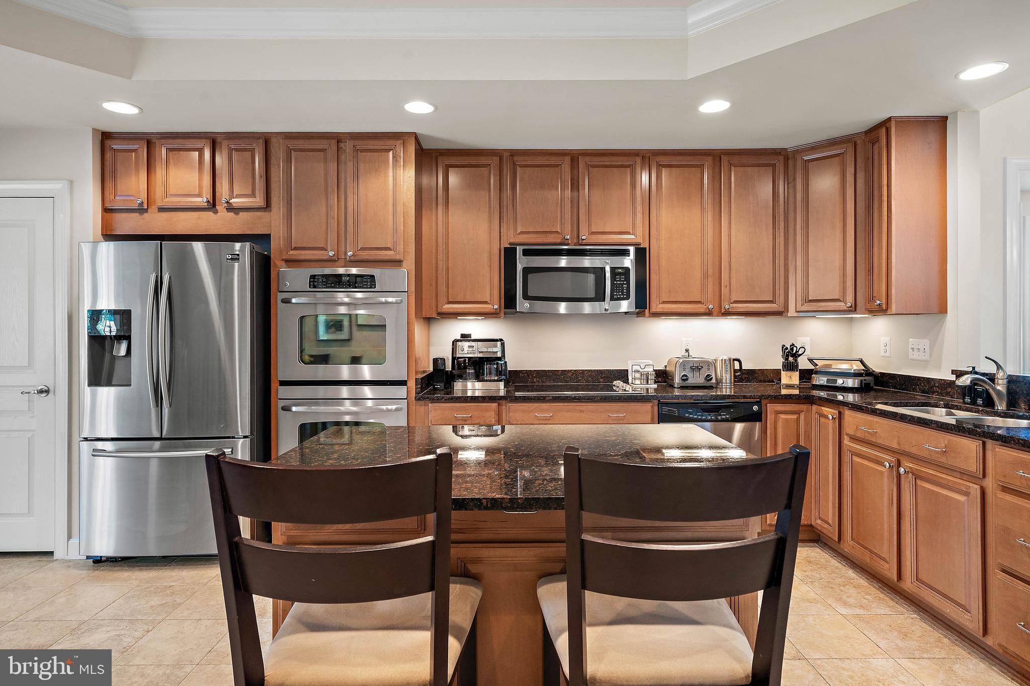 BAY FOREST CLUB - Residential