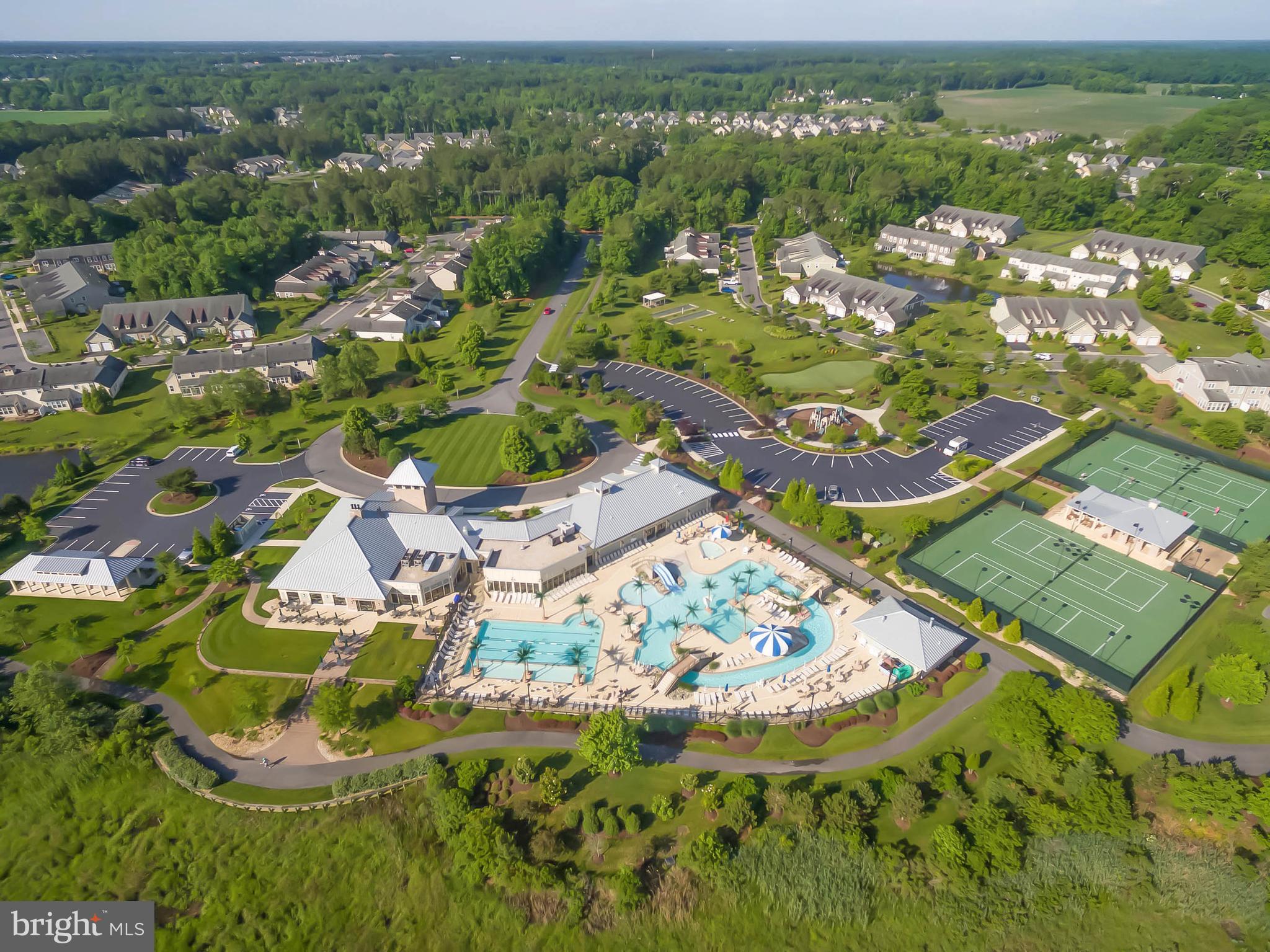 BAY FOREST CLUB - Residential