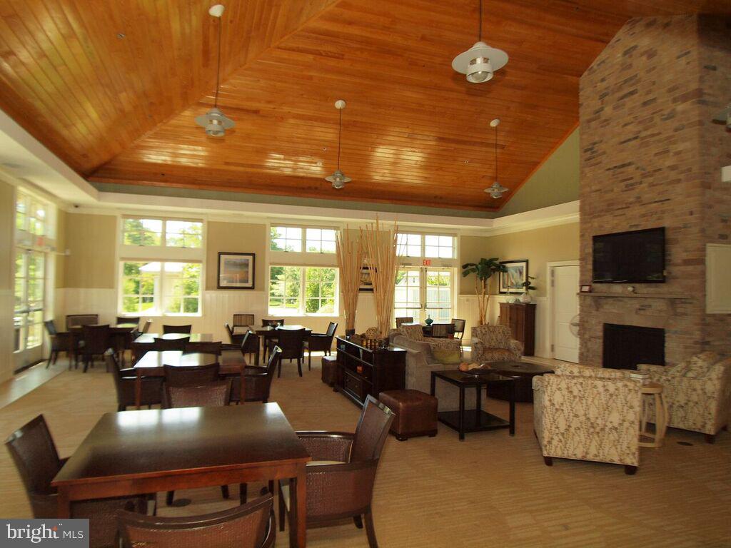 BAY FOREST CLUB - Residential