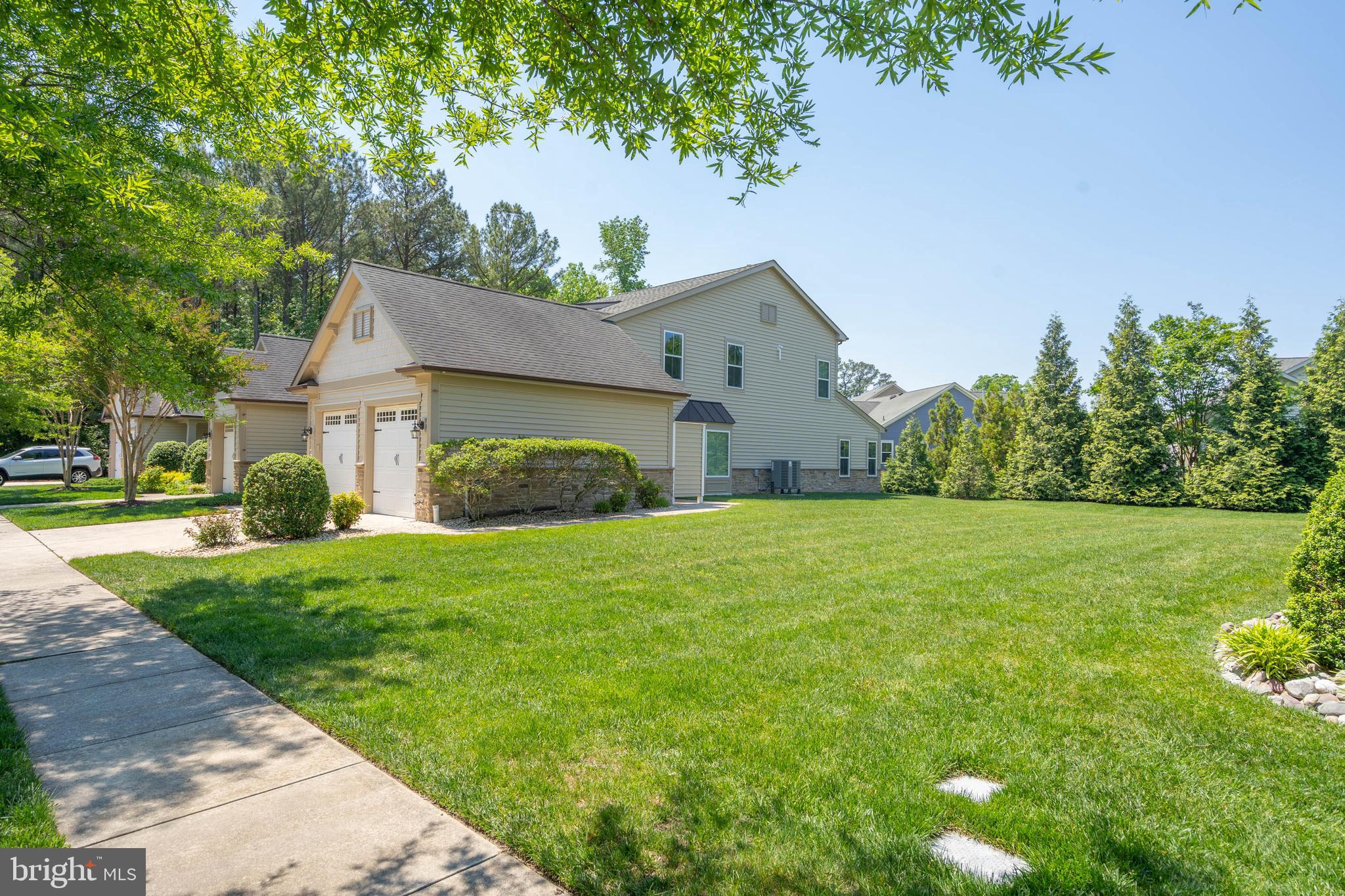 BAY FOREST CLUB - Residential